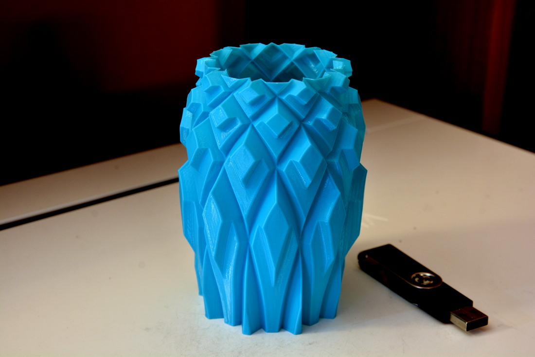 Vase 893d