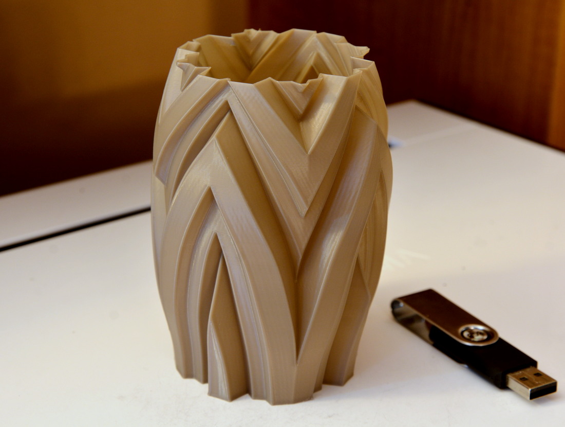 Vase 893e
