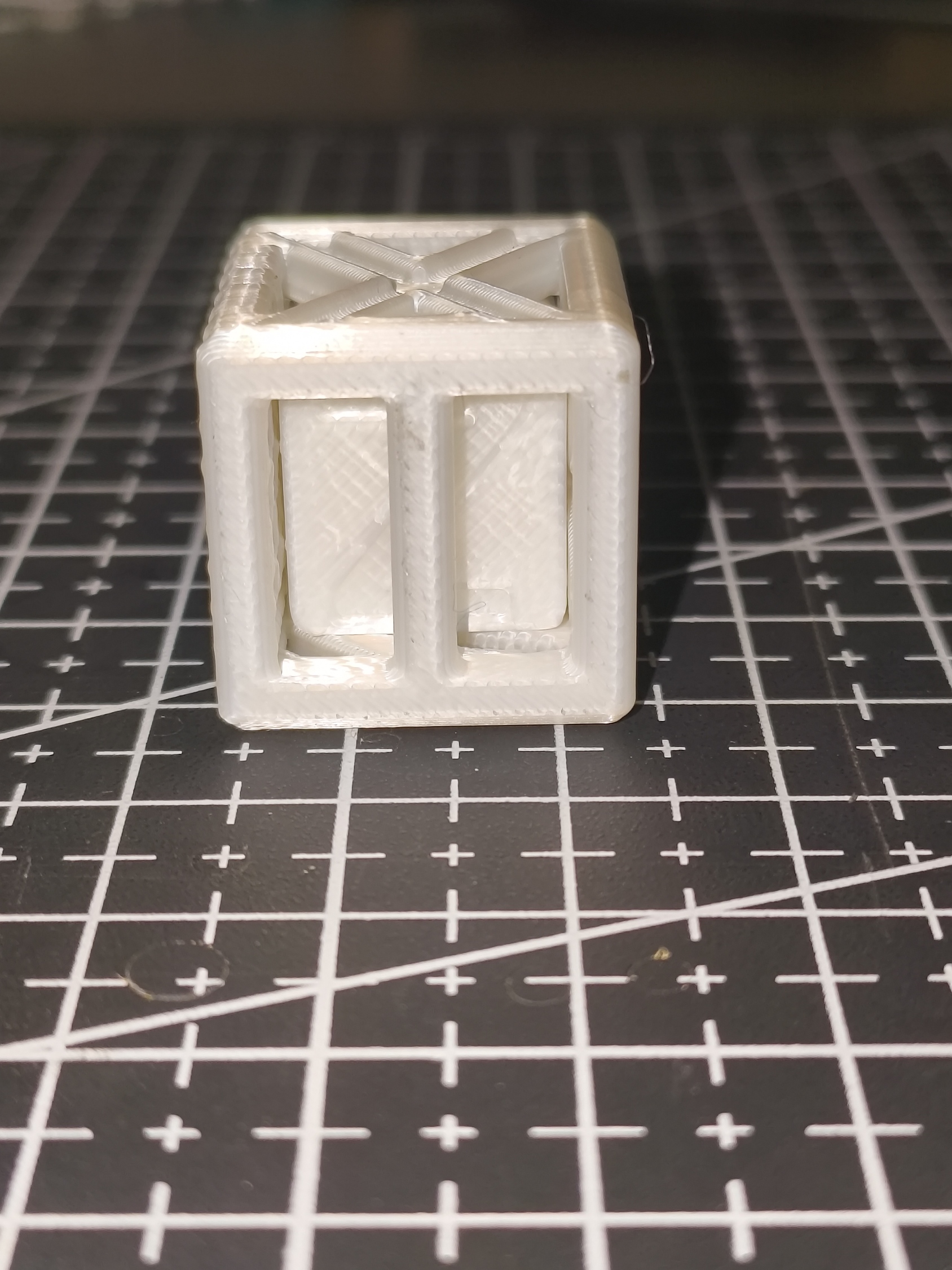 Miniatura 2 do modelo 3D All-in-One 3D Printer Test Cube