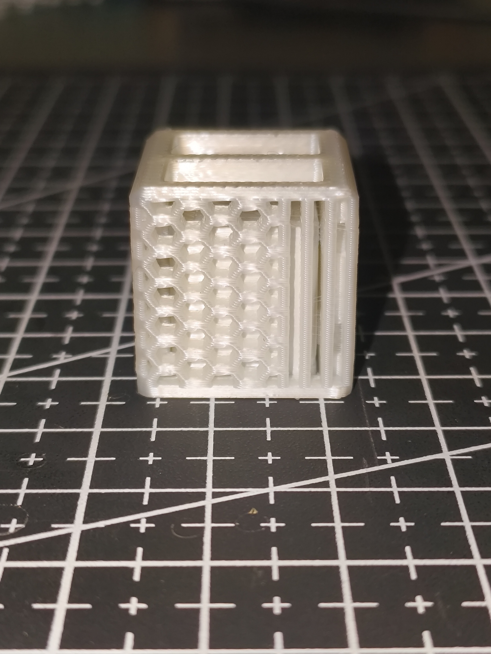 Miniatura 3 do modelo 3D All-in-One 3D Printer Test Cube