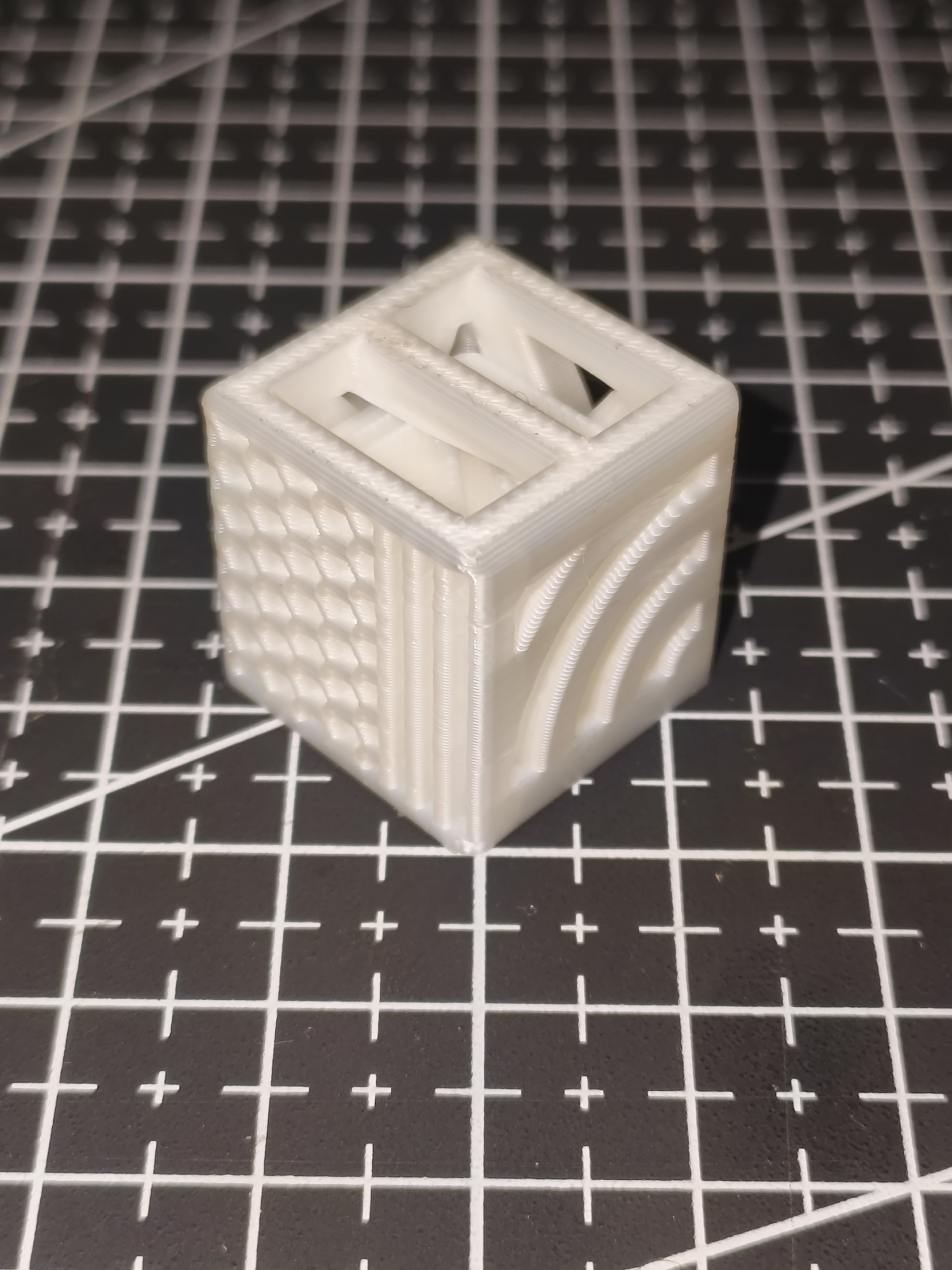 All-in-One 3D Printer Test Cube