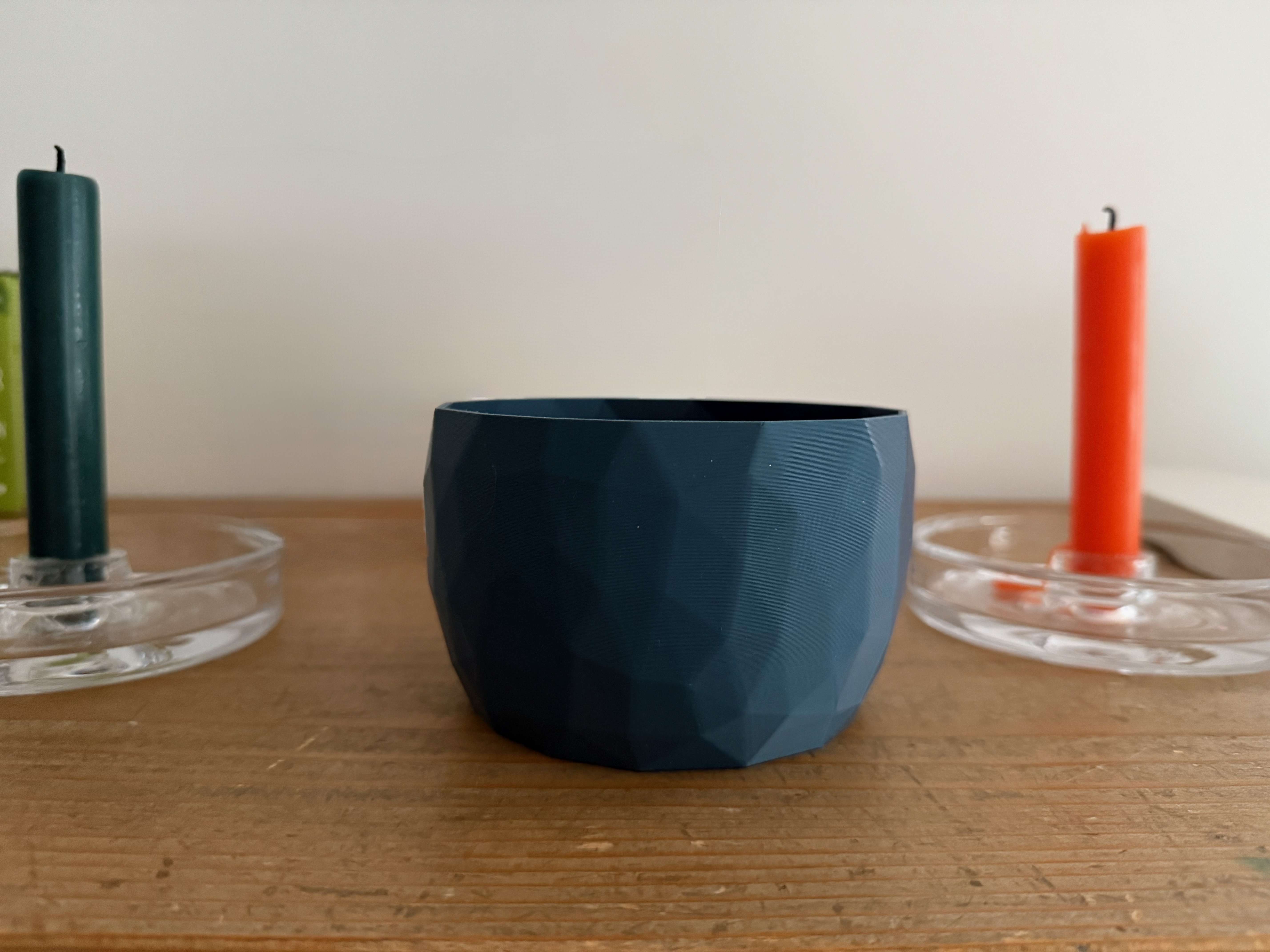 Low Poly Schale — thumbnail 3
