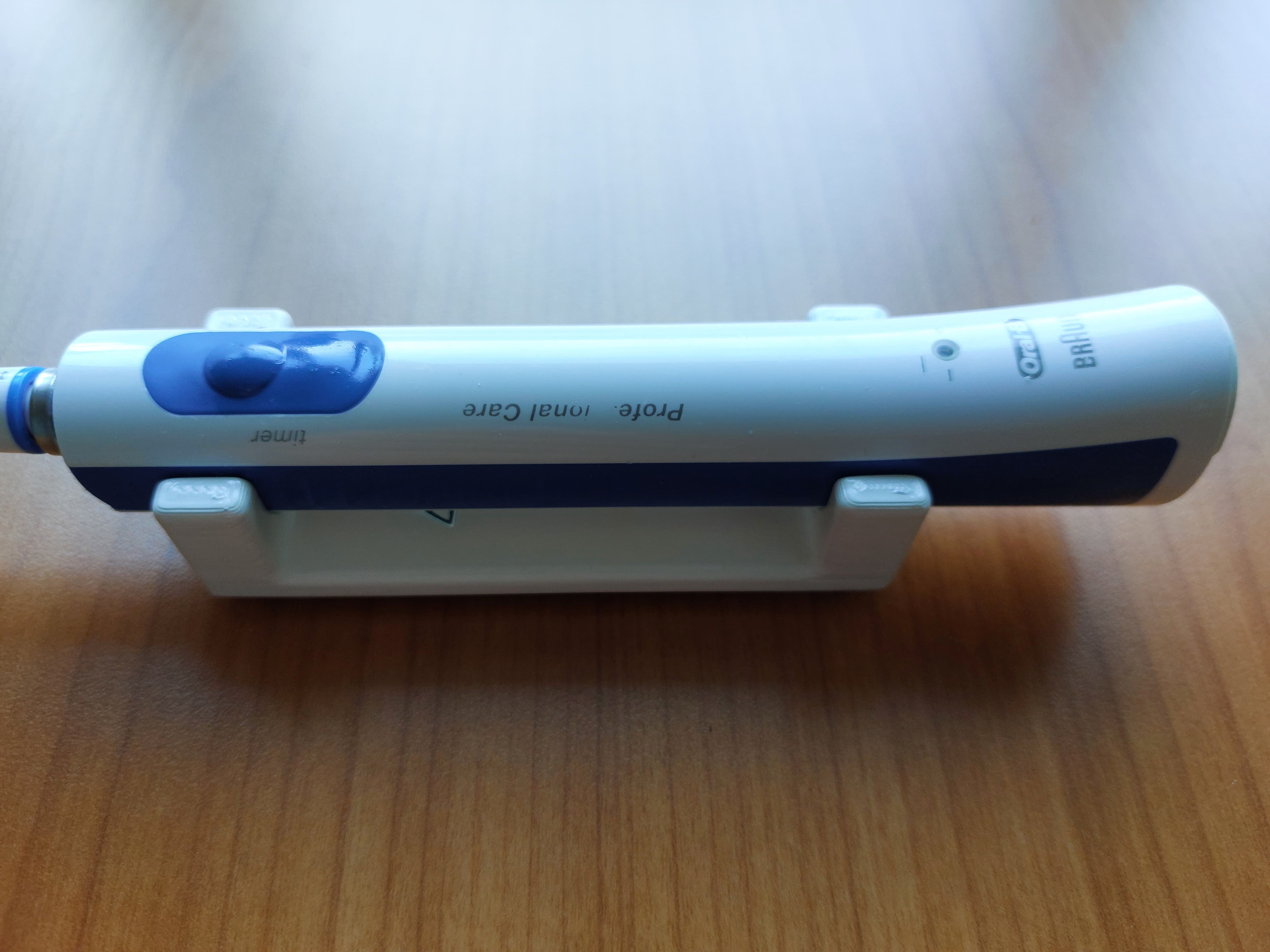 Holder for Oral-B Professional Care 500 / 600