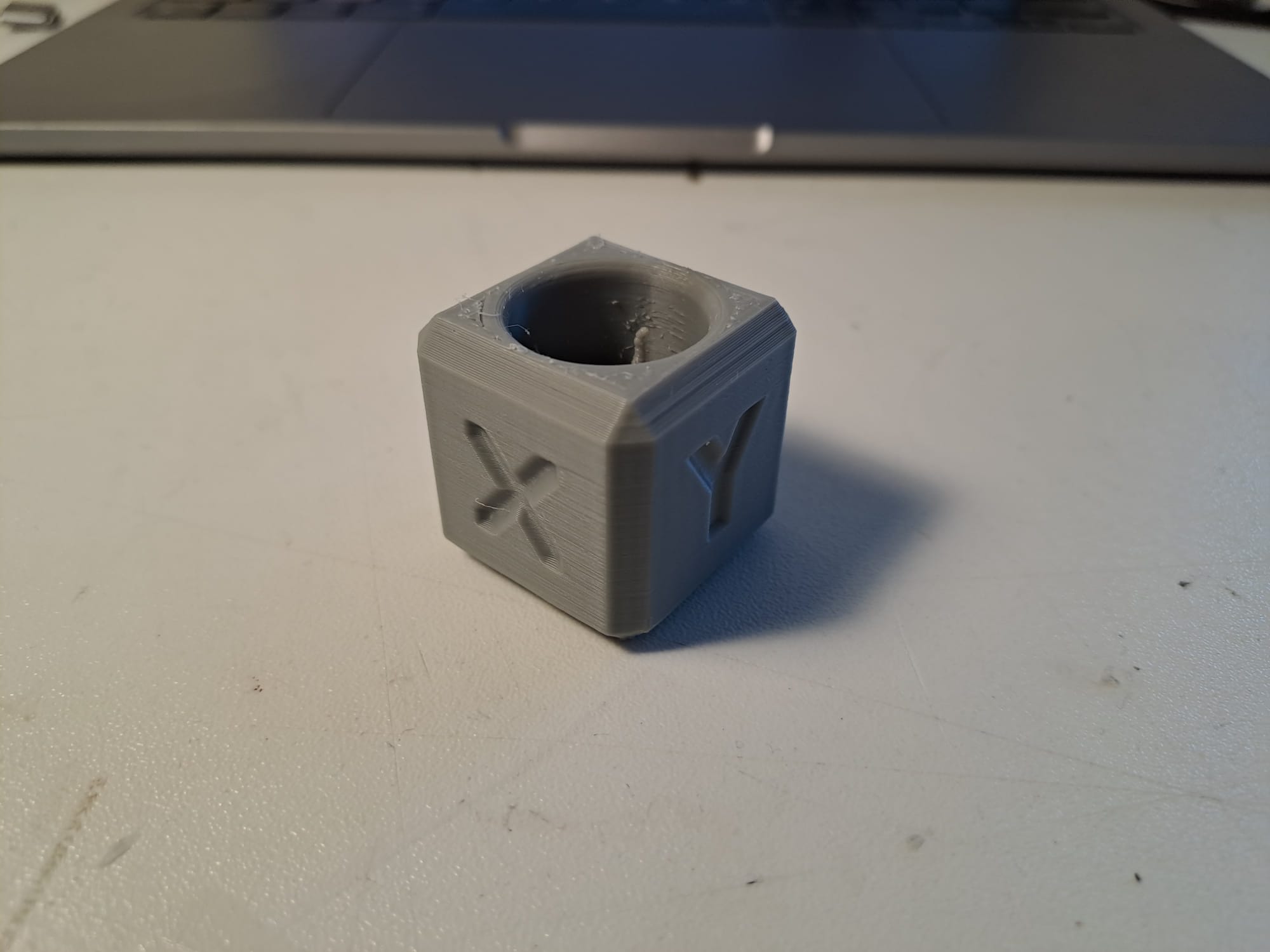 Cali-Cube