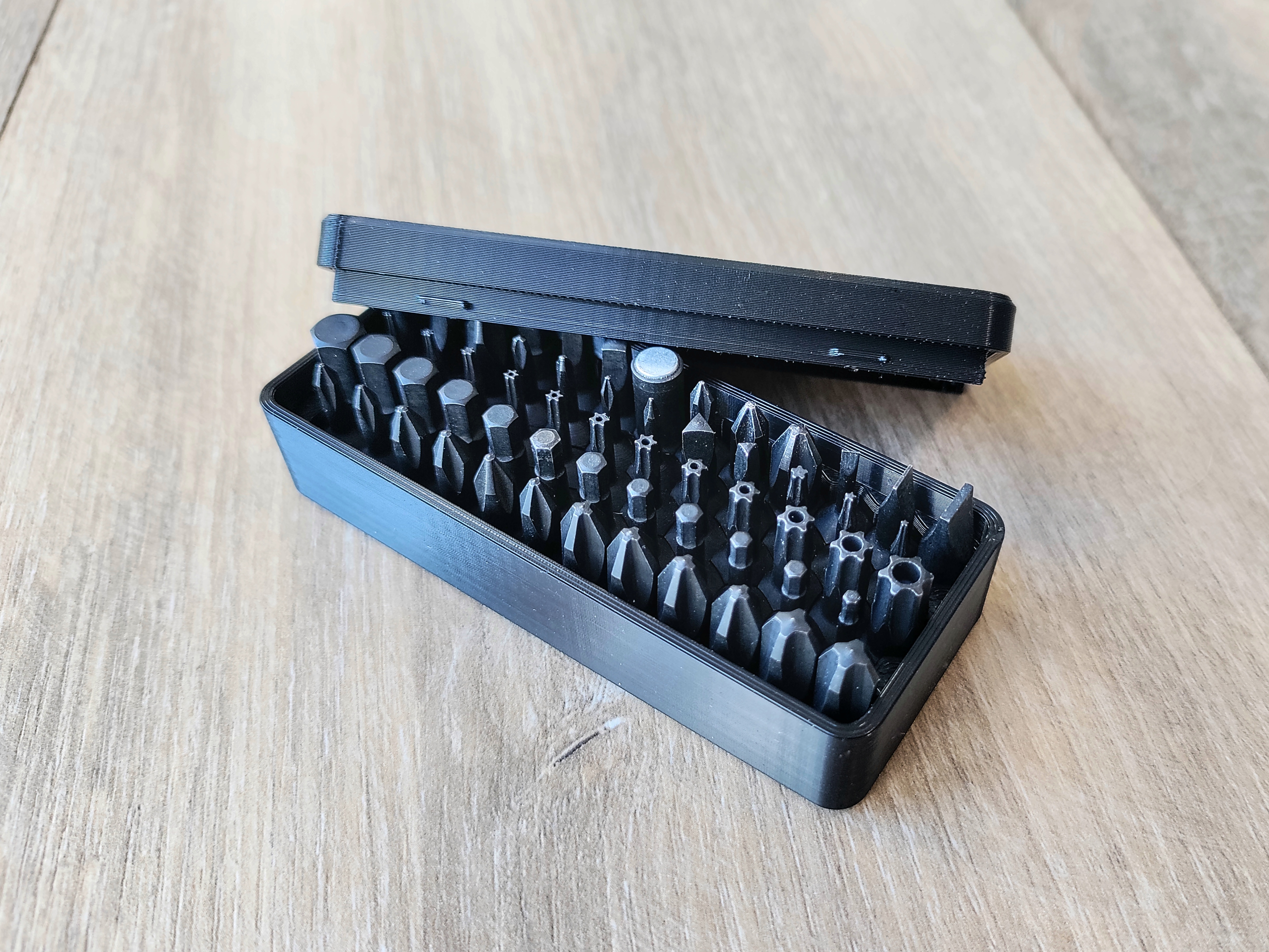 Compact Bits Storage Case (LTT)