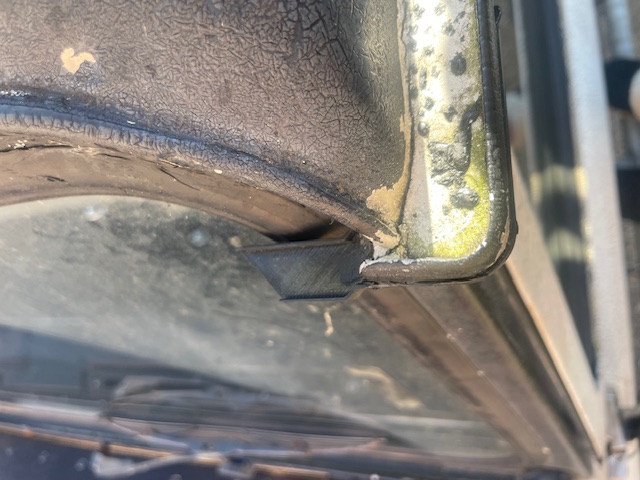 Land Rover Defender Roof Gutter Extensions