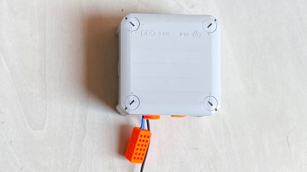 Patch addressing high temperature issue + better airflow to sensor (Particulates Sensor Case for Luftdaten.info)