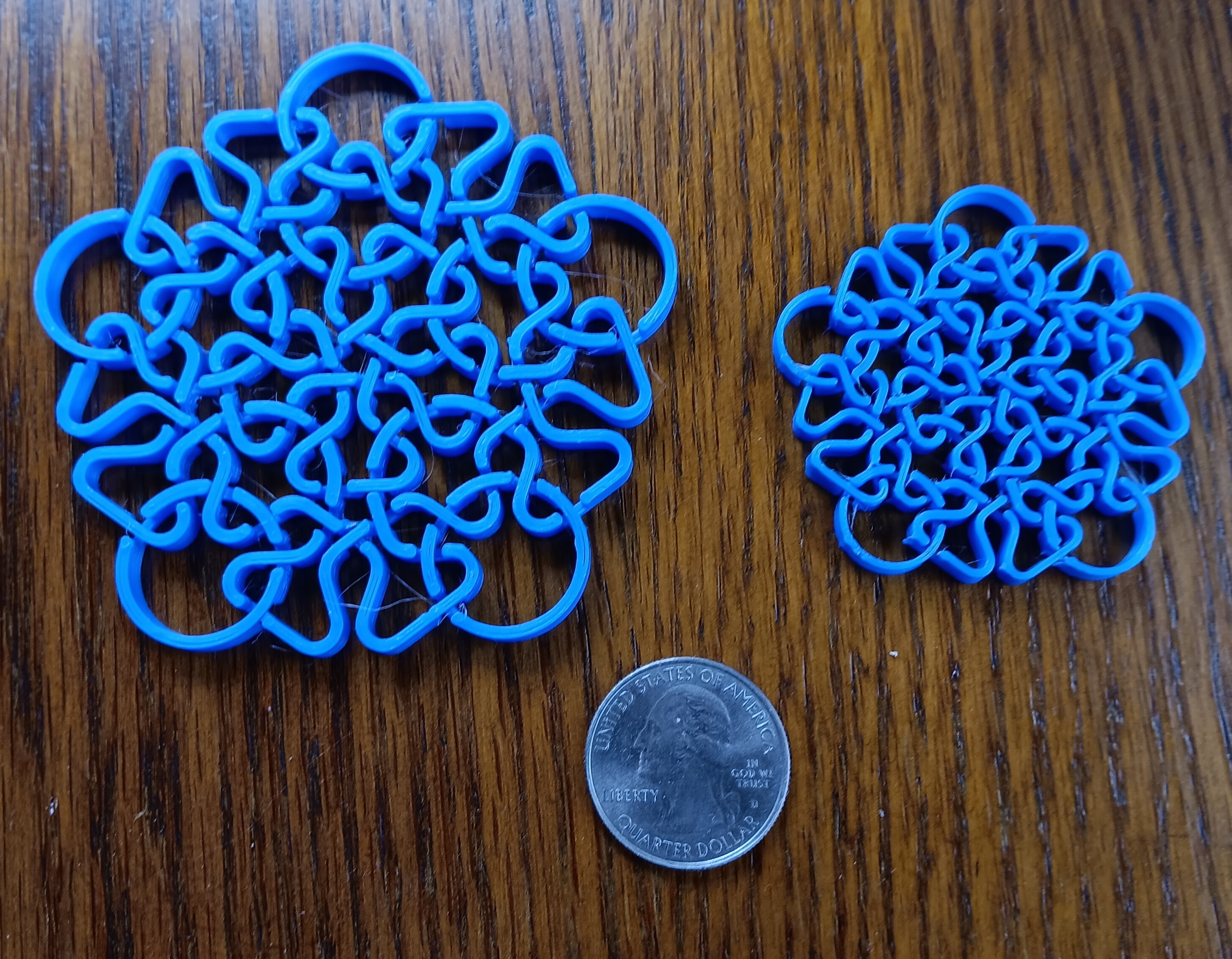 Decorative Penrose braid with 5-fold symmetry