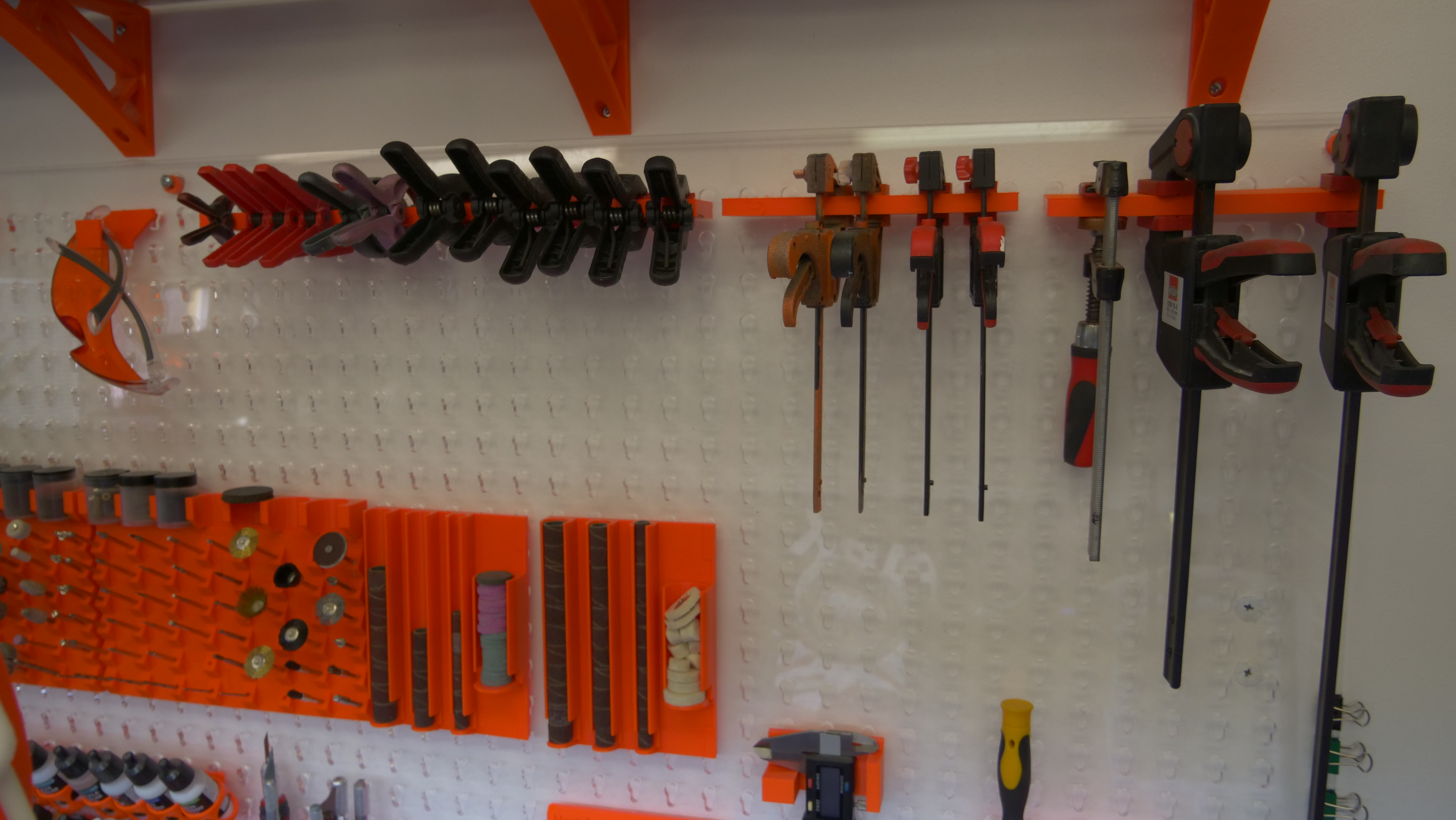 Miniatura 5 do modelo 3D Pegboard system hangers