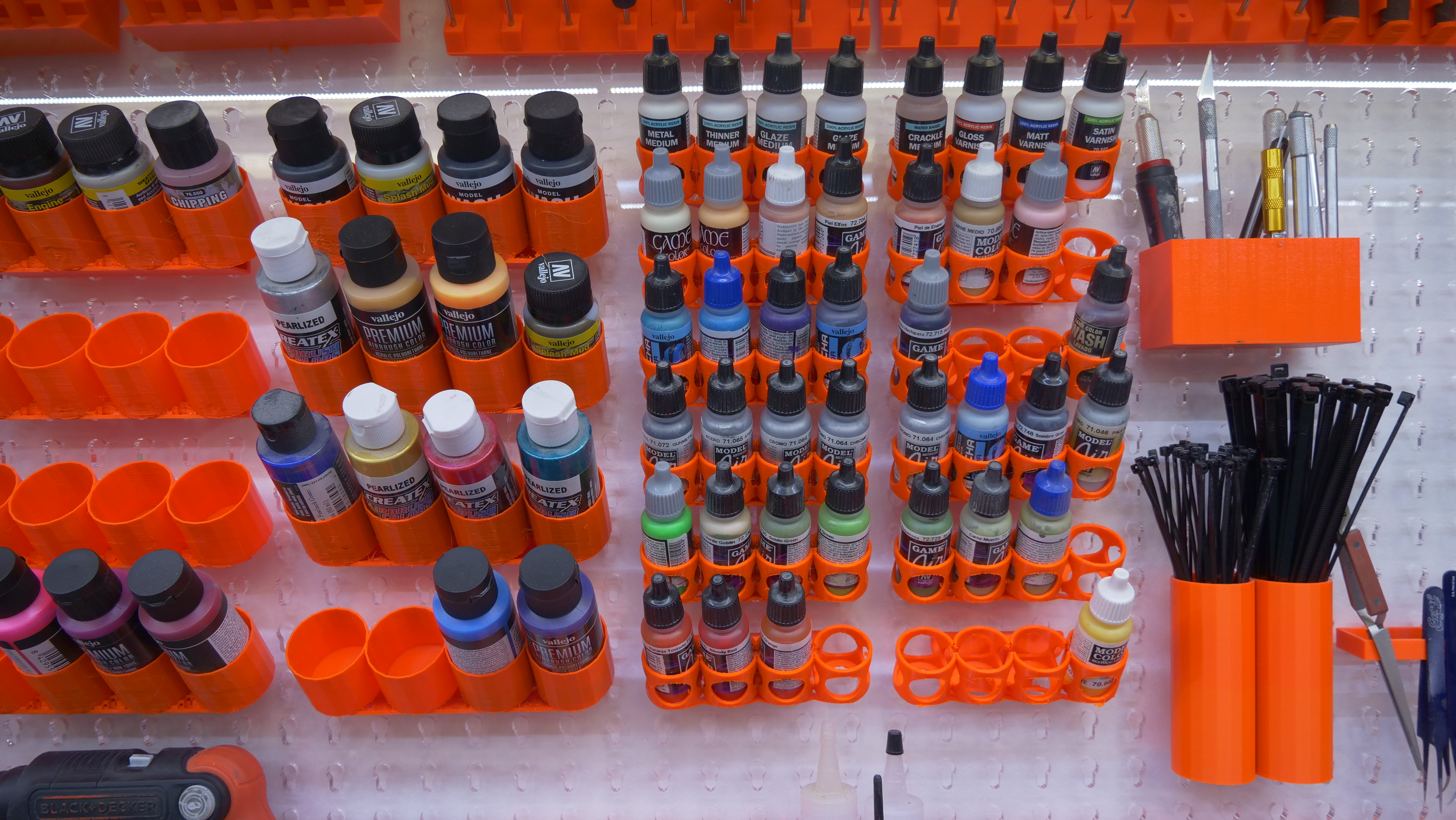 Miniatura 15 do modelo 3D Pegboard system hangers
