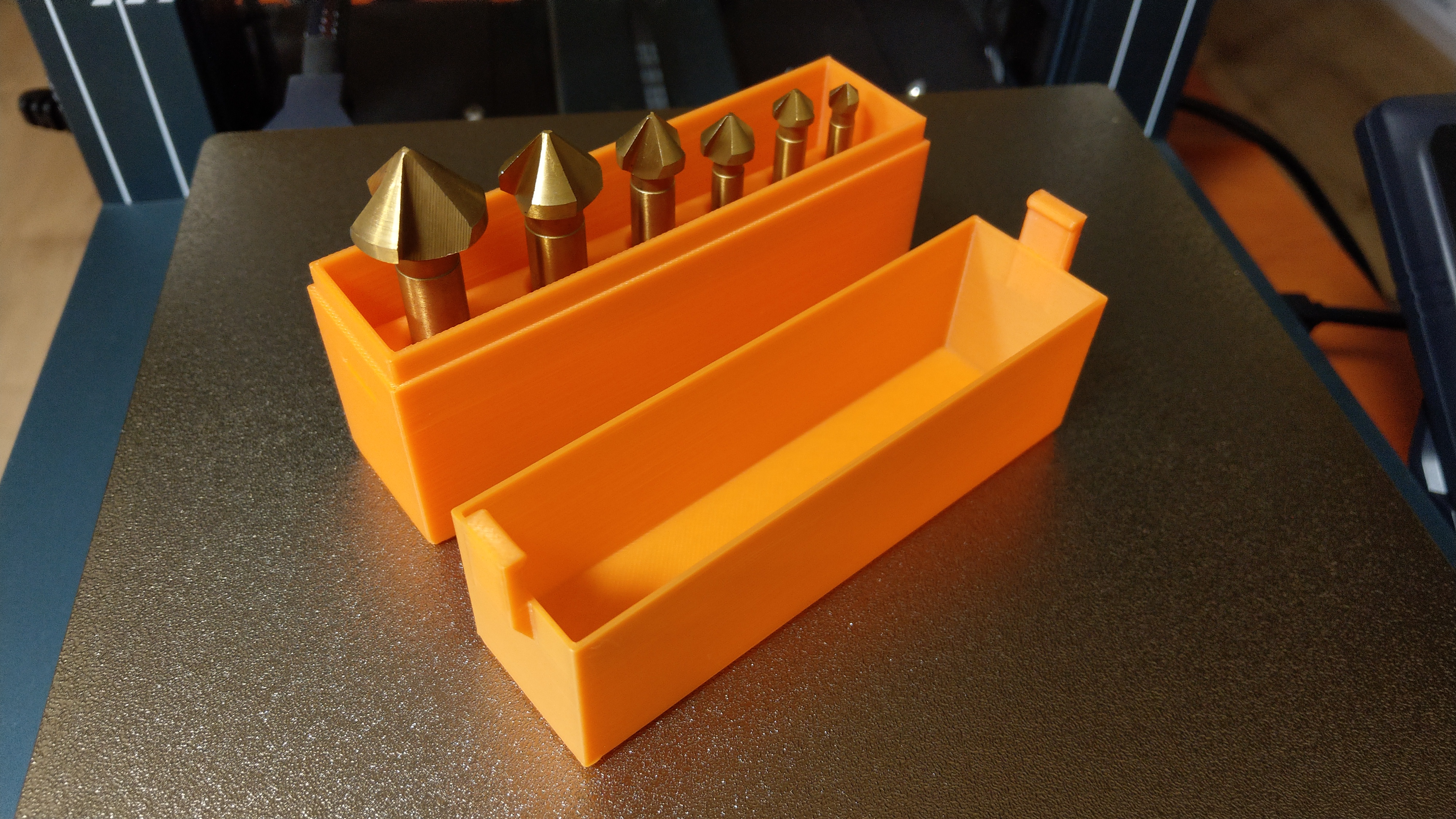 Box for chamfering end mill's