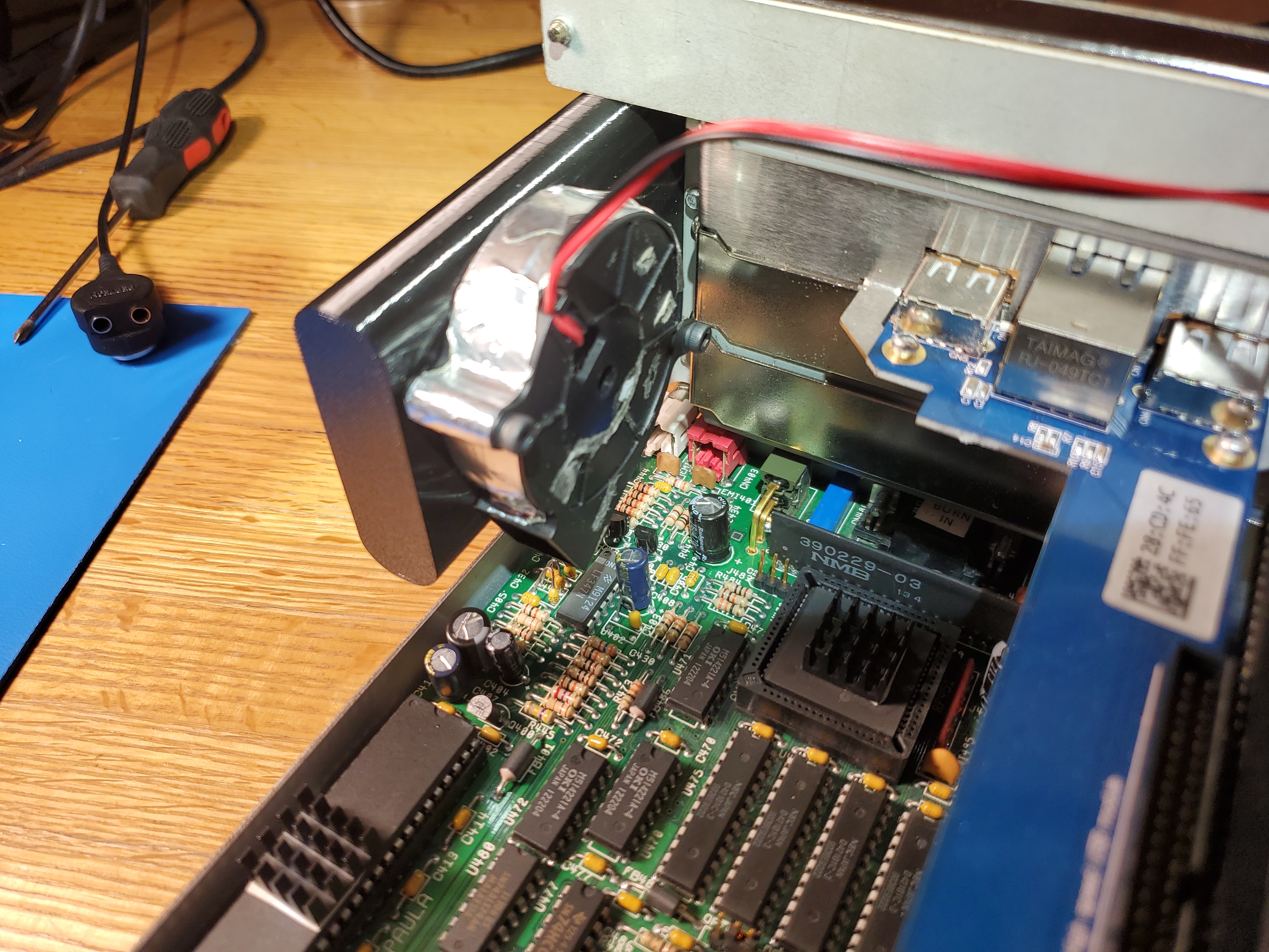 Amiga 3000 Max airflow mod.