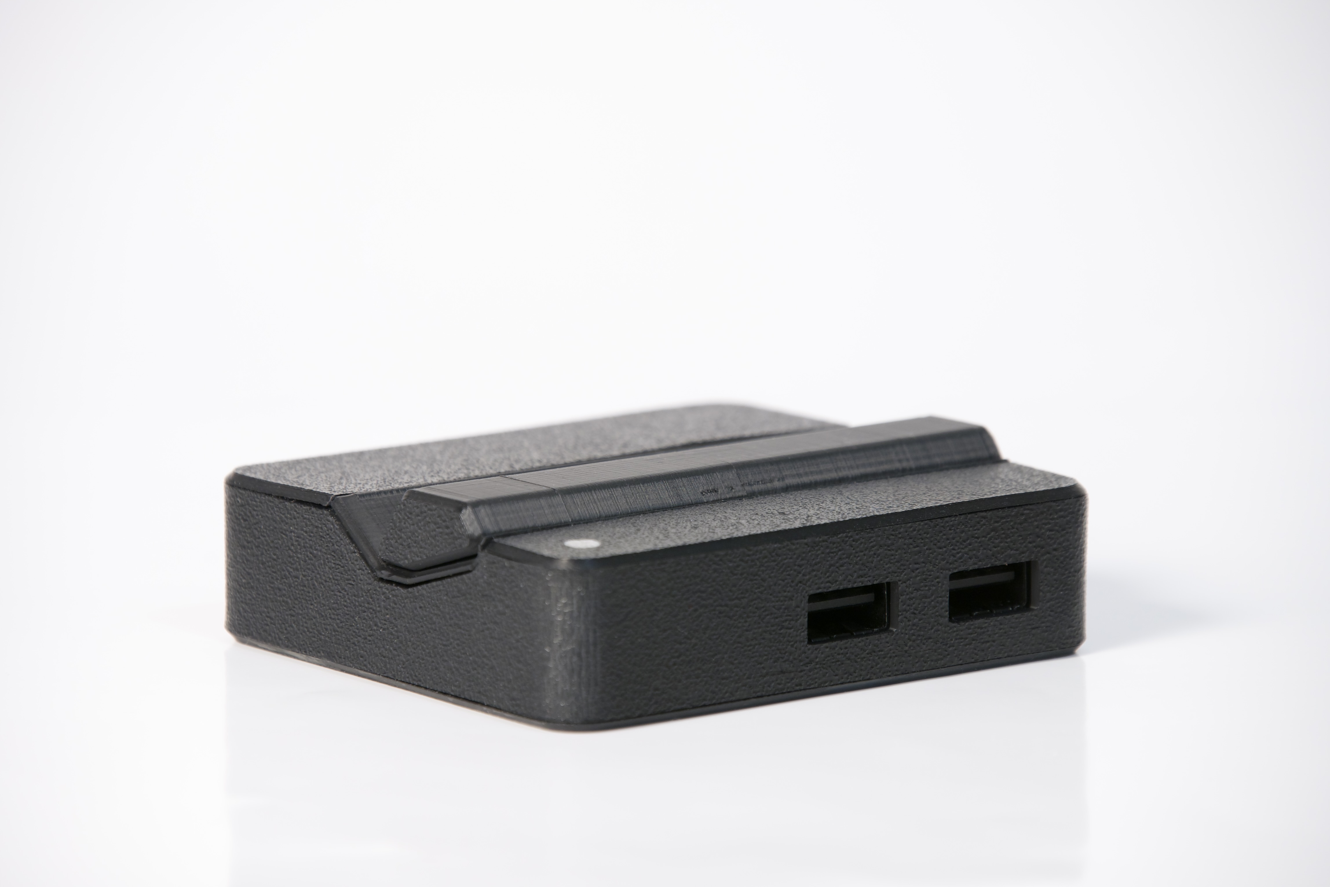 Miniatura 2 do modelo 3D Nintendo Switch OLED Mini Dock