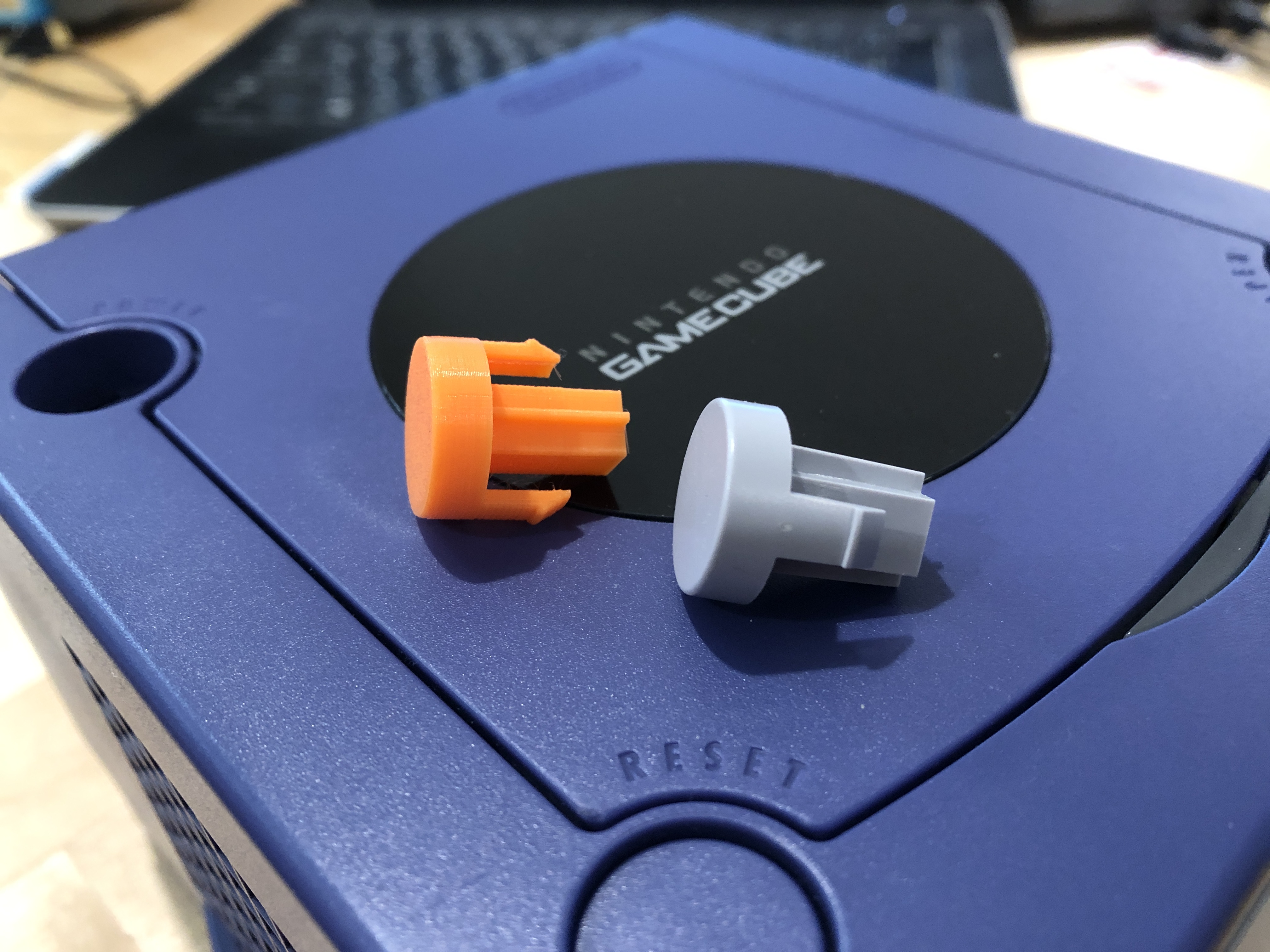Miniatura 3 do modelo 3D Gamecube Power button