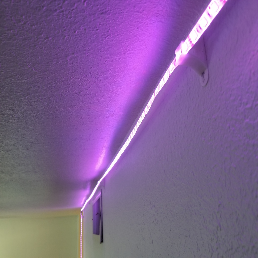 LED Light Strip Wall Mount — thumbnail 3