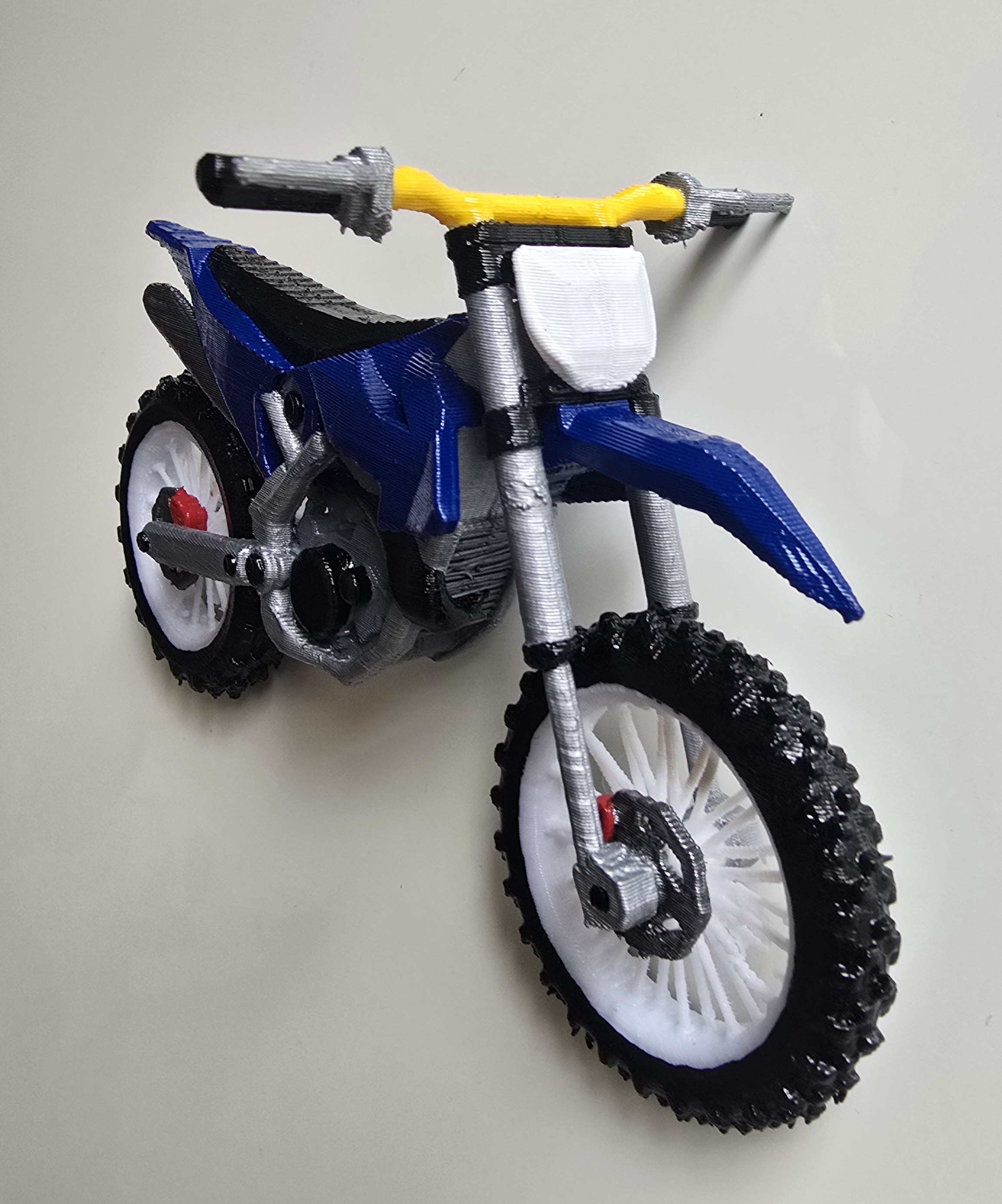 Motocross (peint à la main)