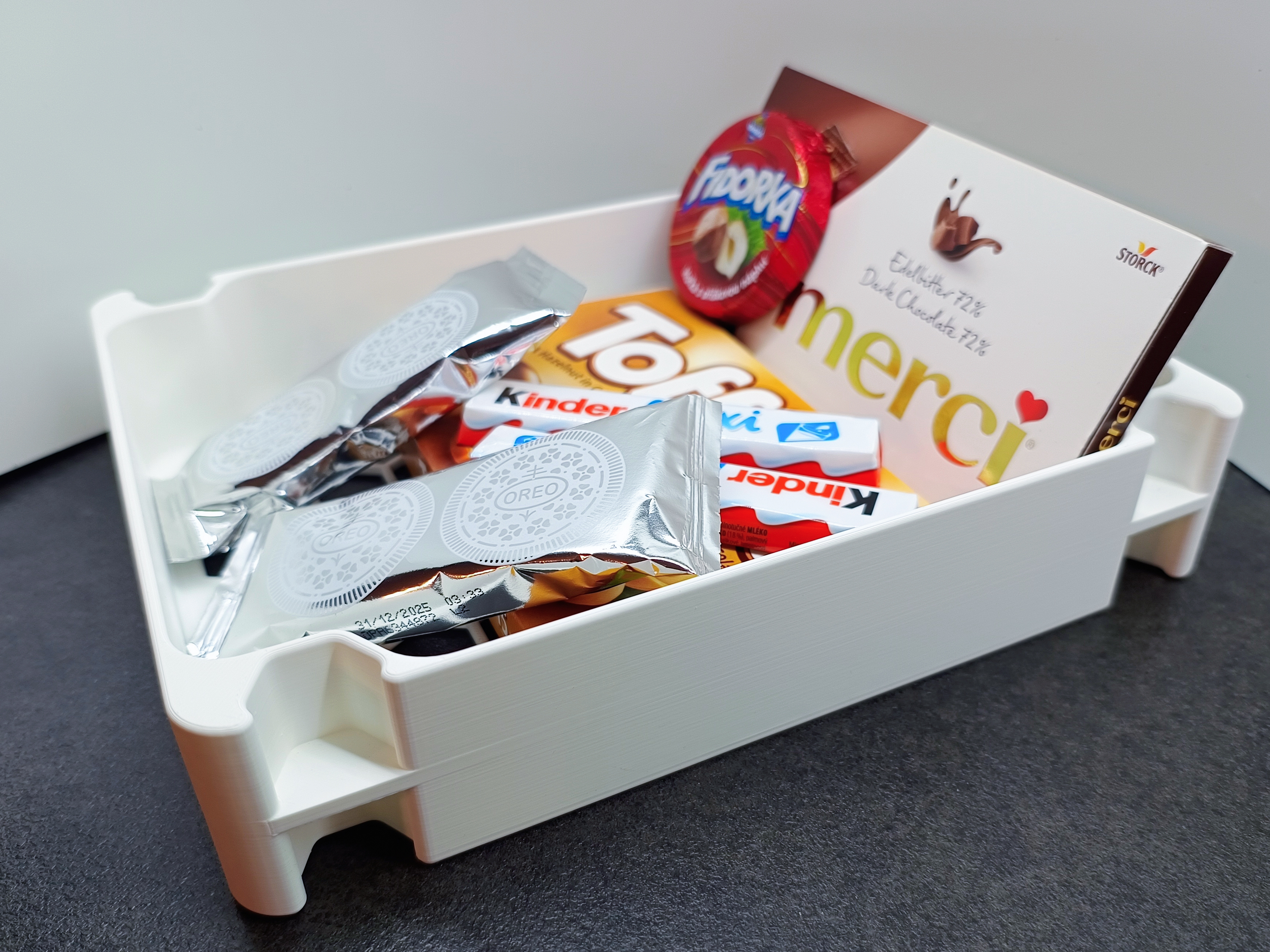 Miniatura 14 do modelo 3D Versatile Stackable Storage Box System