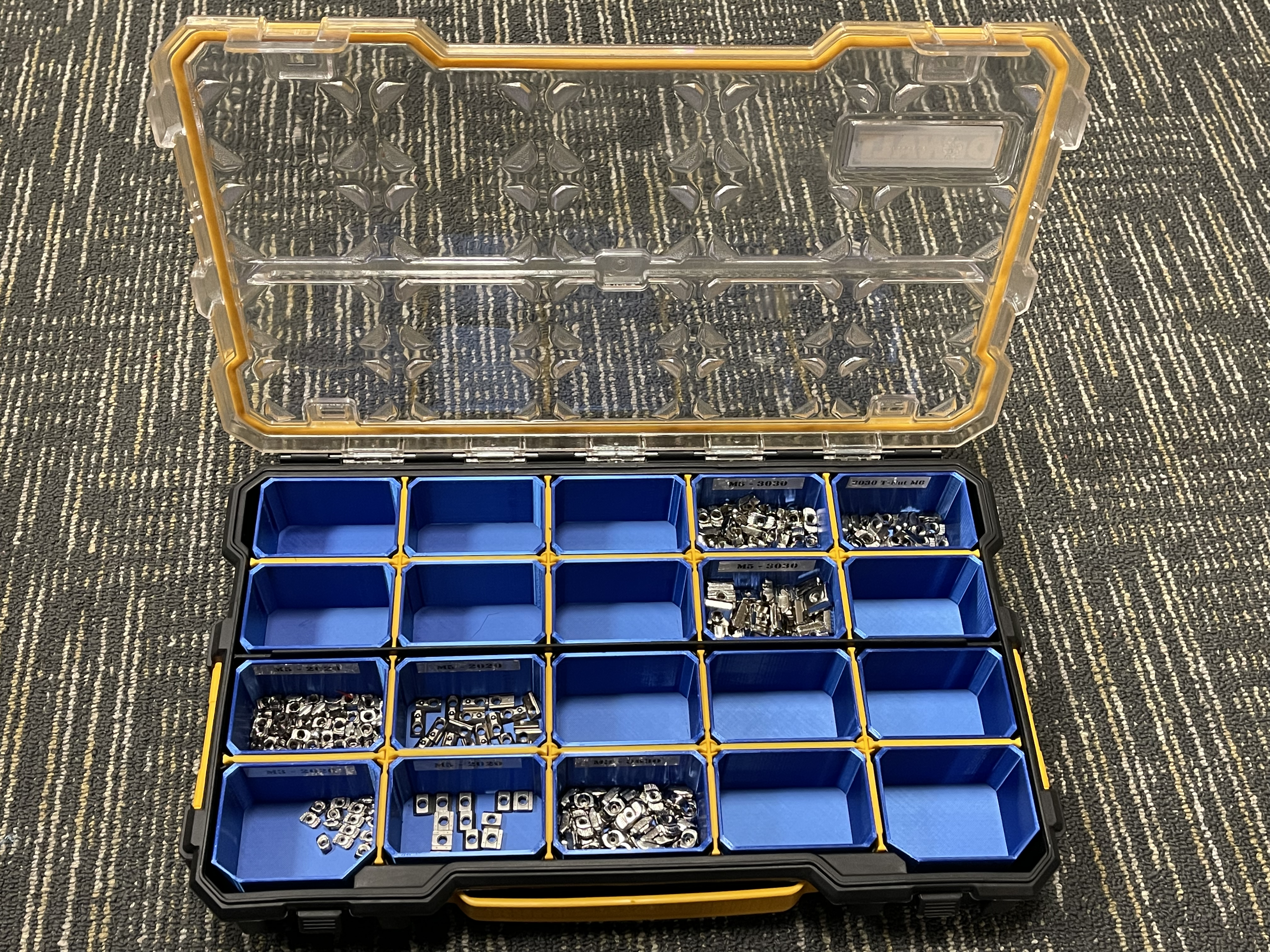 Dewalt 20 Compartment Storage Bins