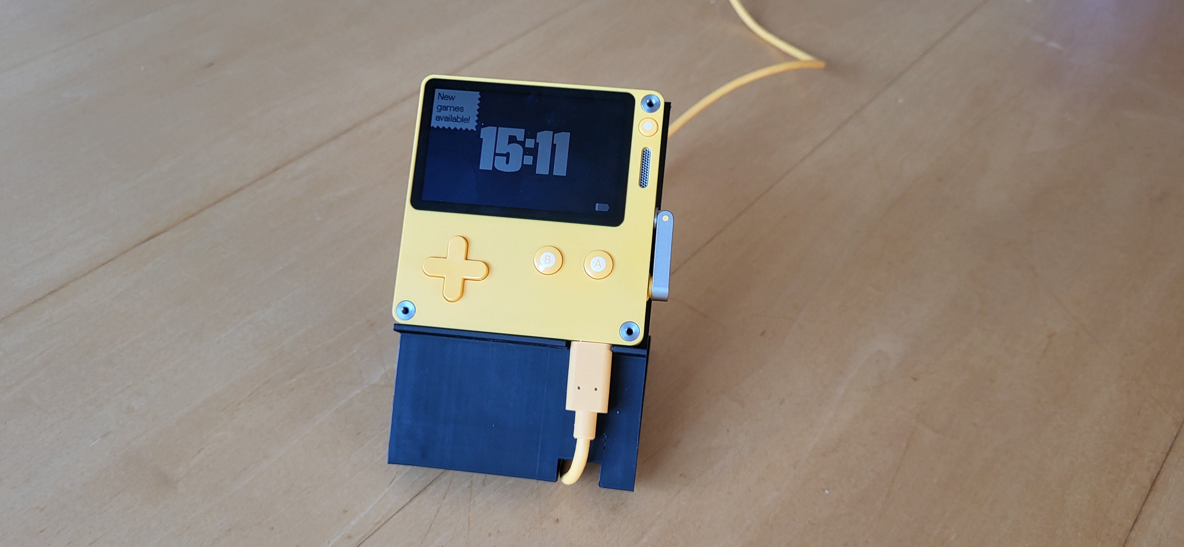 Playdate Charging Stand