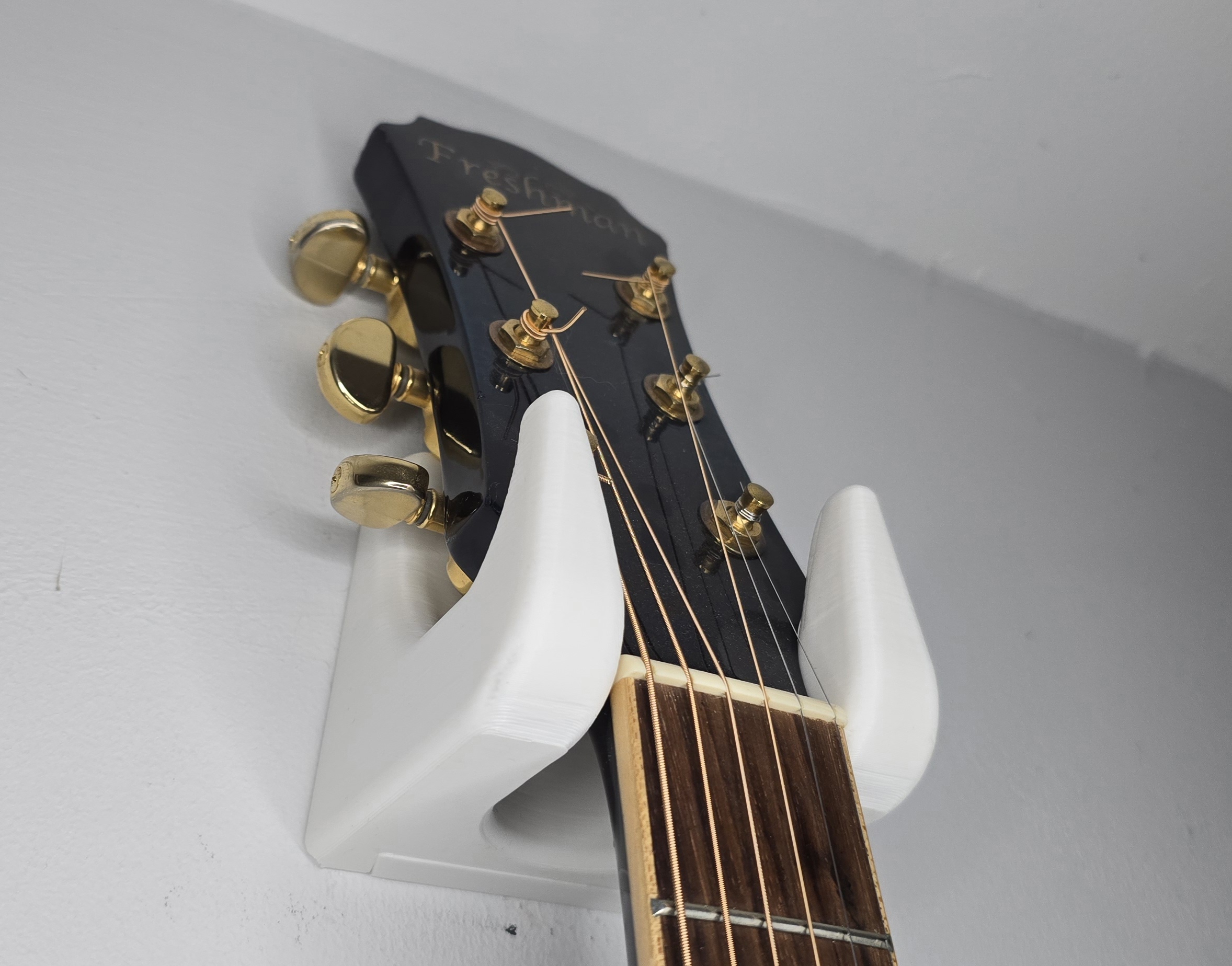 NEW GUITAR WALL MOUNT