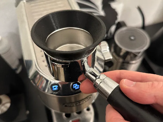 Magnetic dosing funnel for 51mm DeLonghi Dedica portafilter