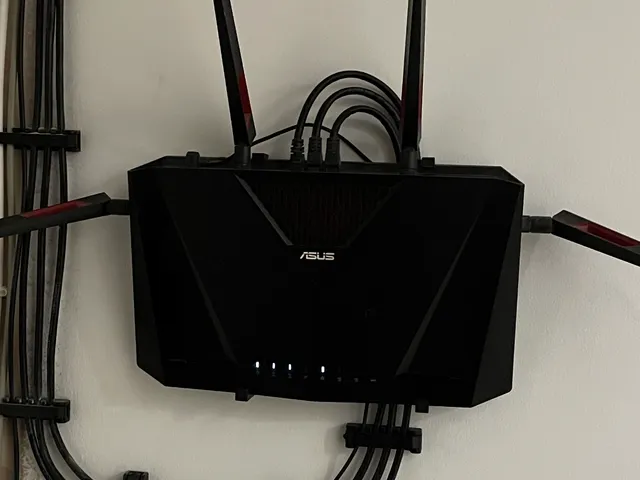 Asus RT-AC88U Wall Mount