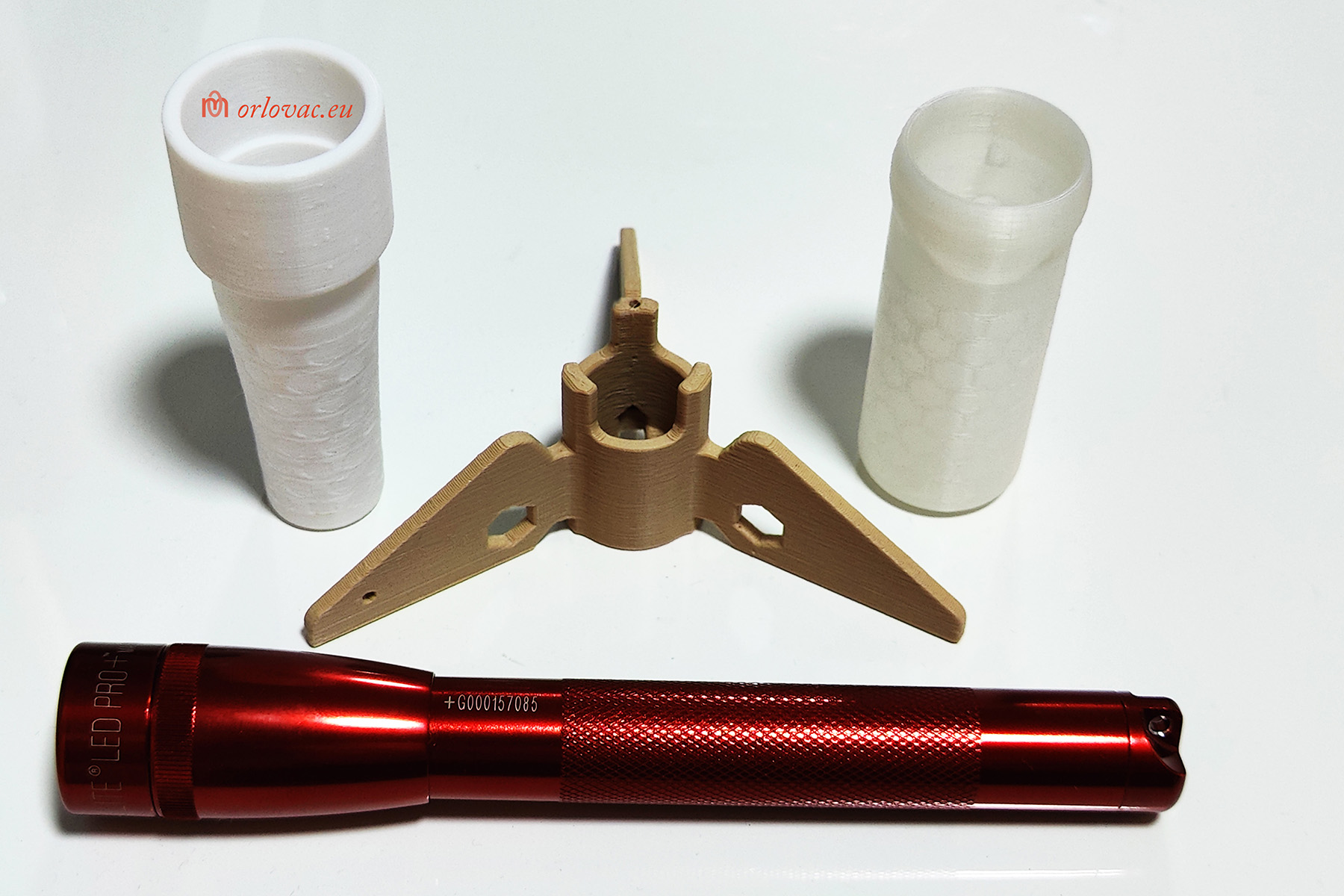 Miniatura 20 do modelo 3D Mini Maglite diffuser