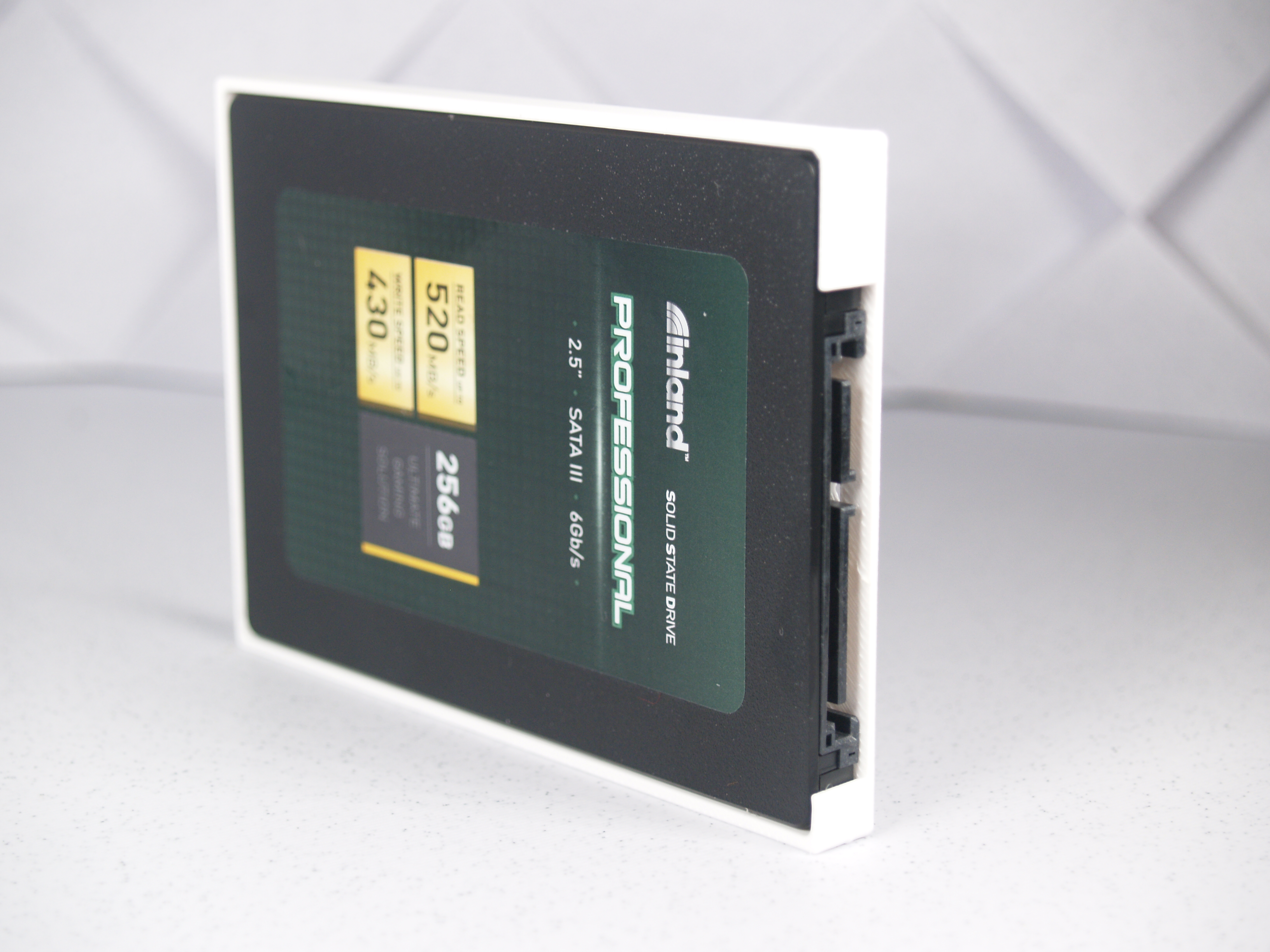 Toolless 2.5" SSD Tray/Holder