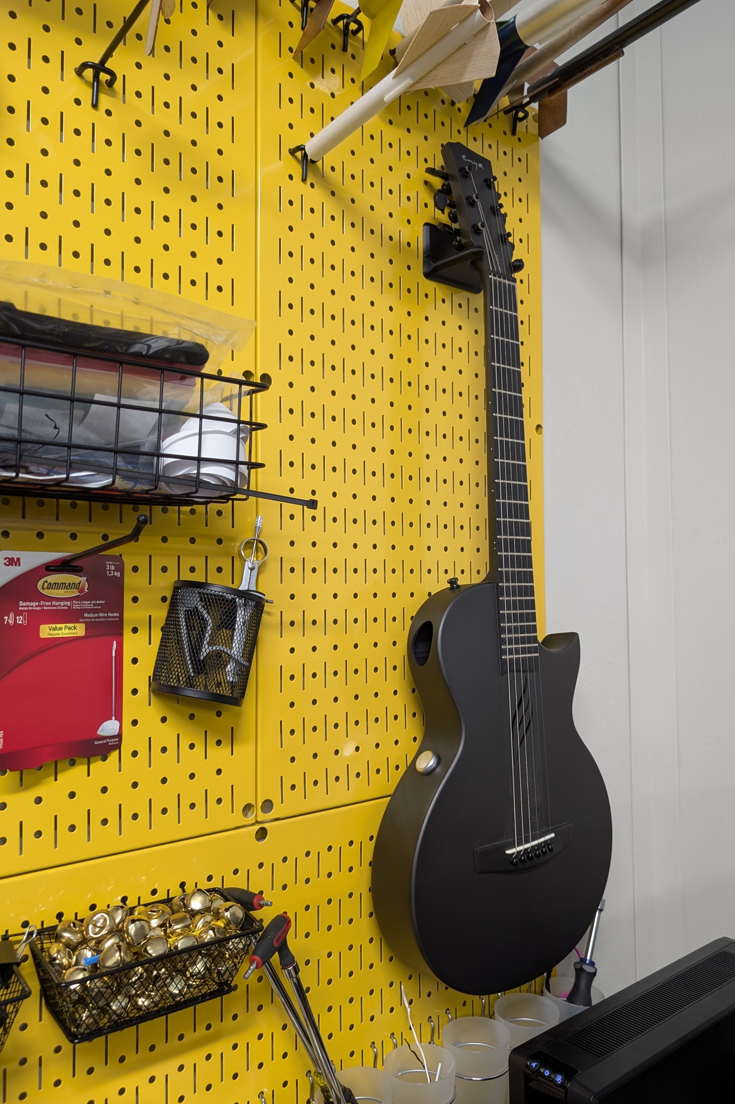 Wall Control Guitar / Ukulele Hanger
