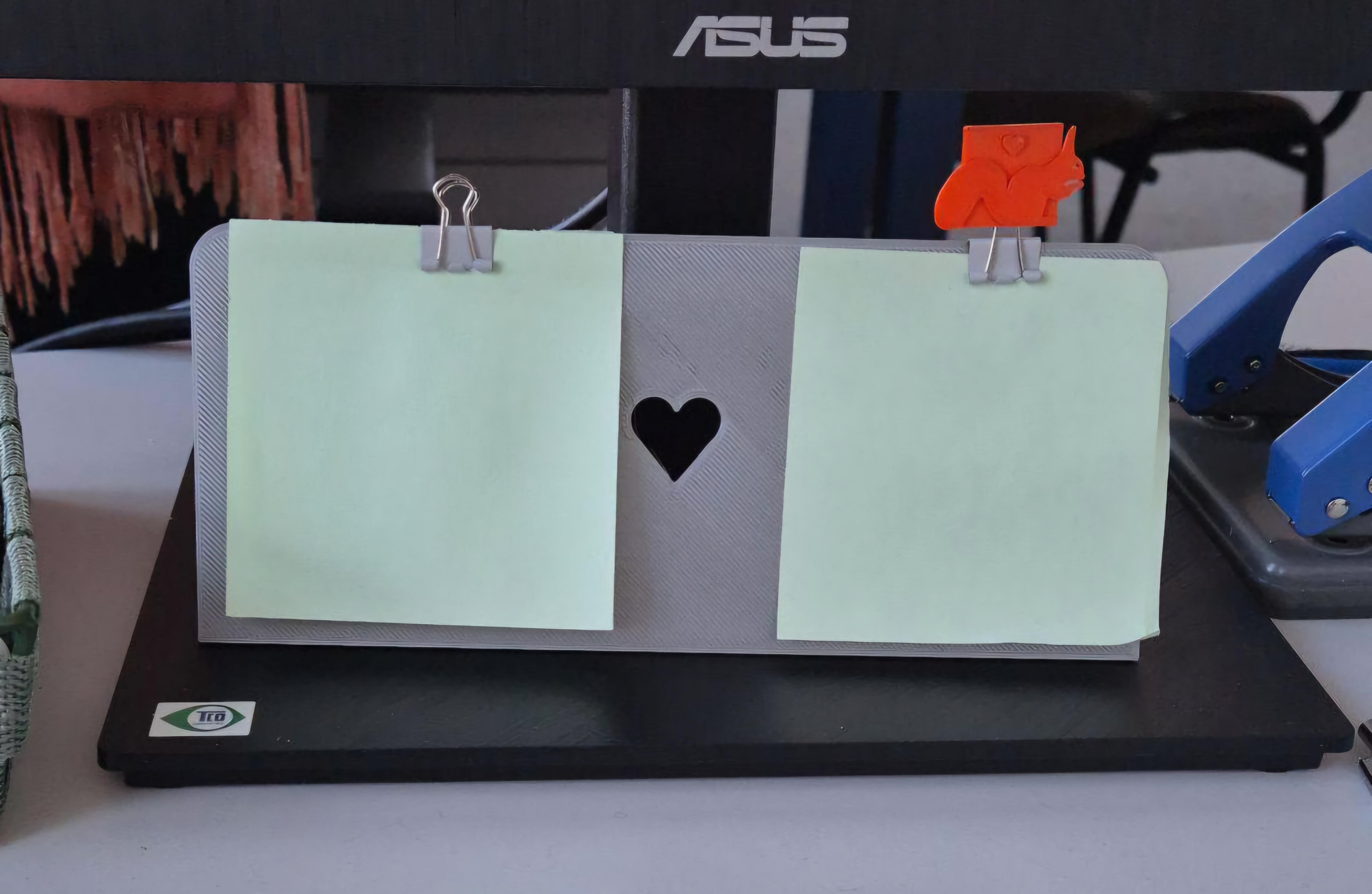 Desk Clip Notes Stand <3 — thumbnail 3