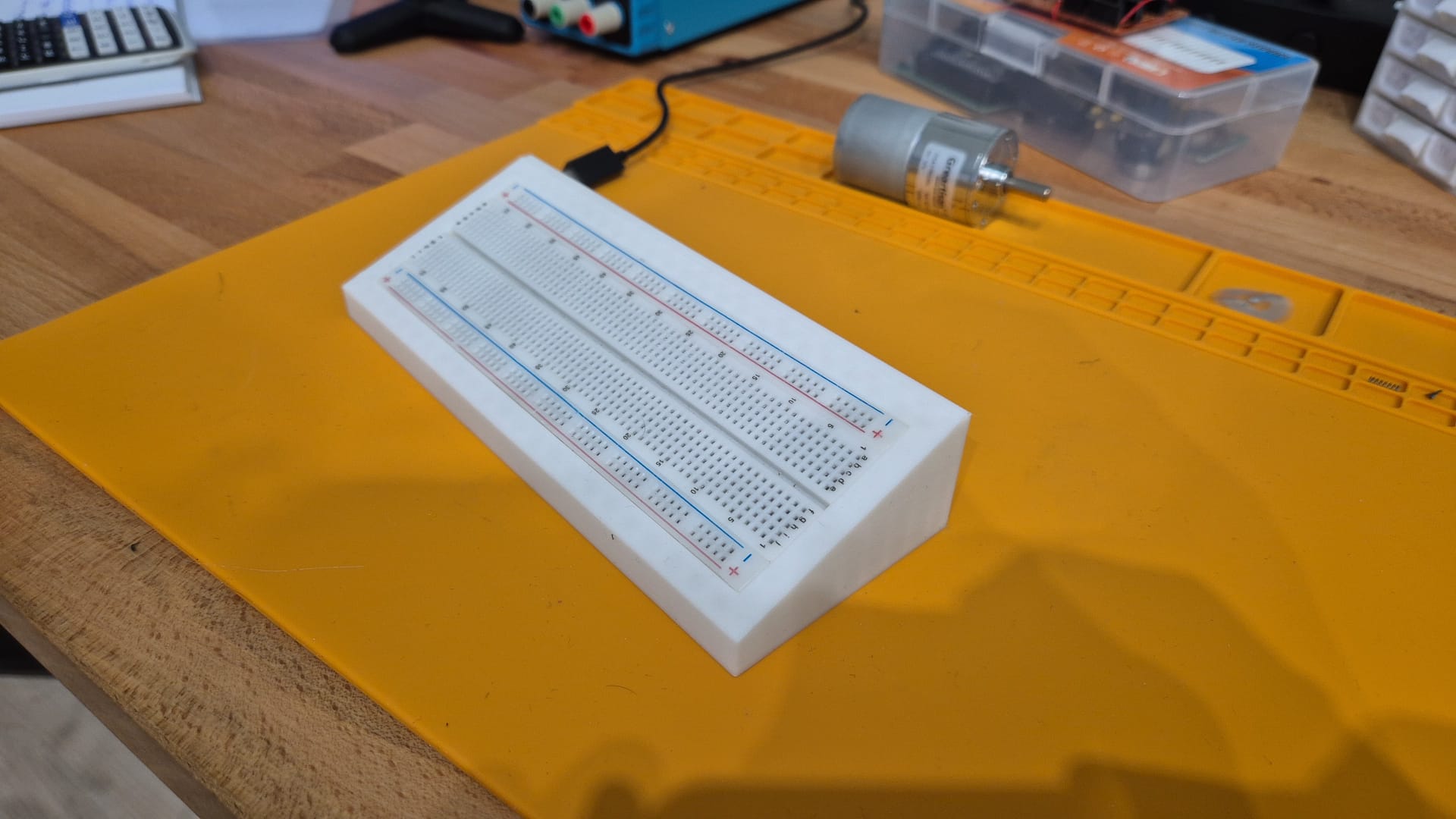 breadboard bracket