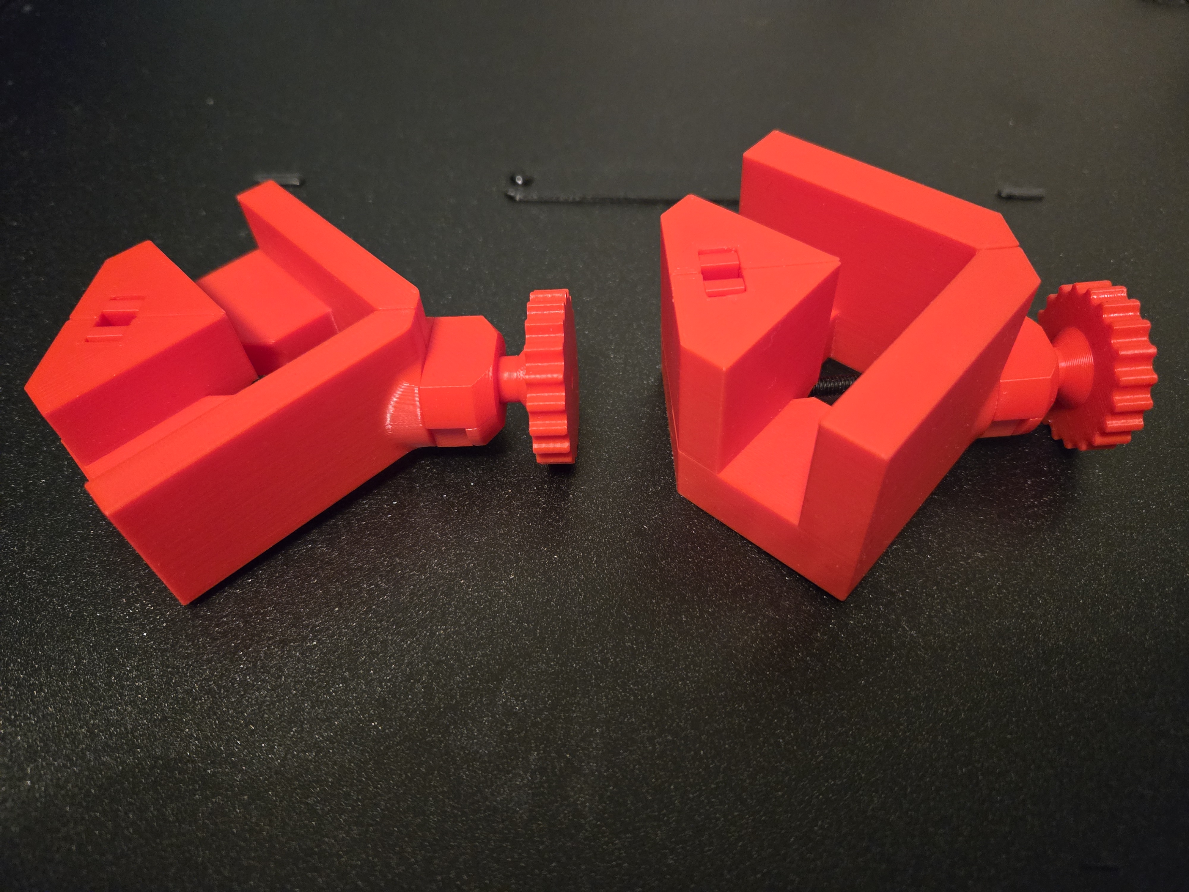 Miniatura 3 do modelo 3D Compact Right Angle Clamp