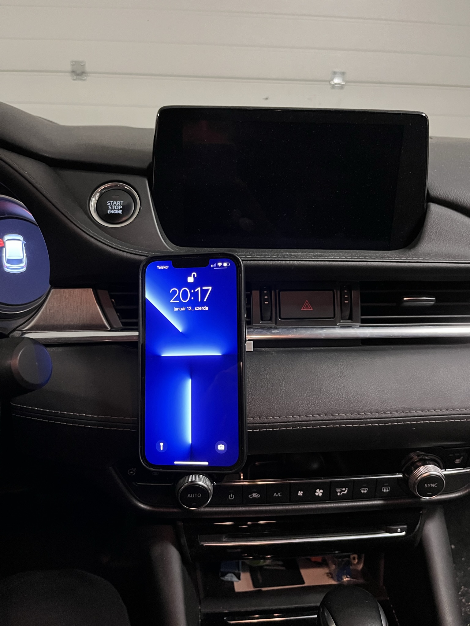 Magsafe iPhone holder for Mazda 6 vents by VargaMark