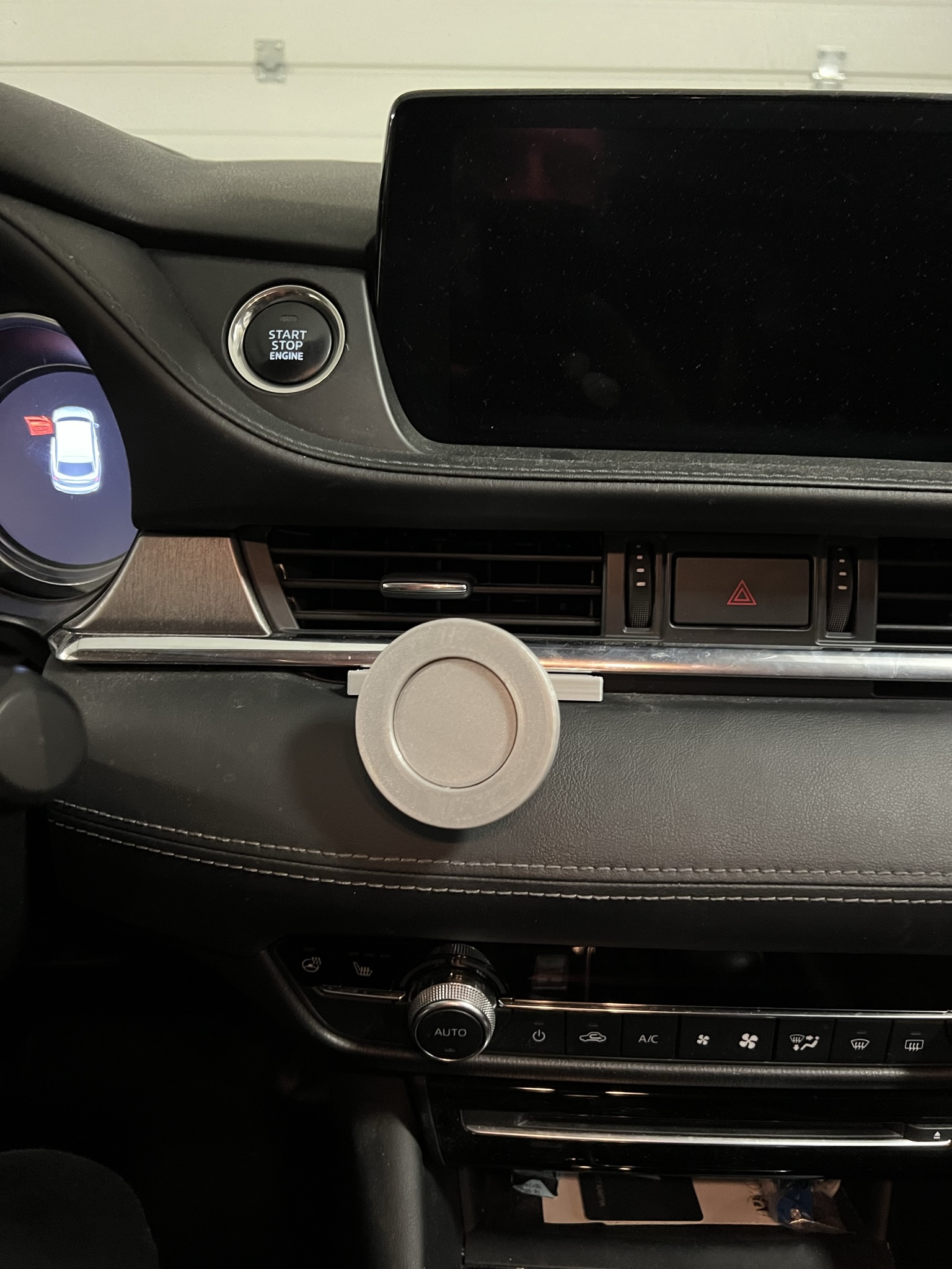 Magsafe iPhone holder for Mazda 6 vents by VargaMark