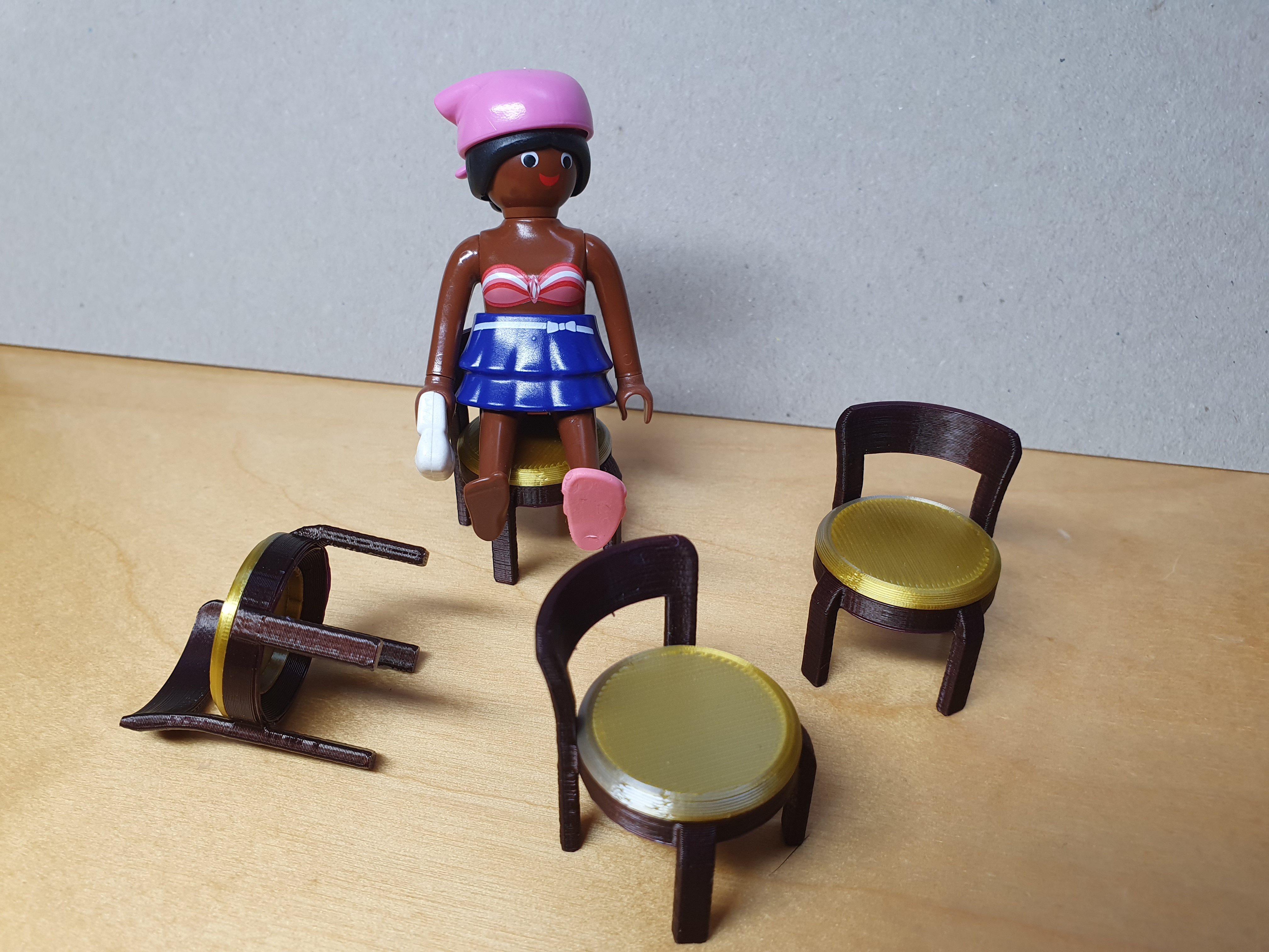 Playmobil compatible chair