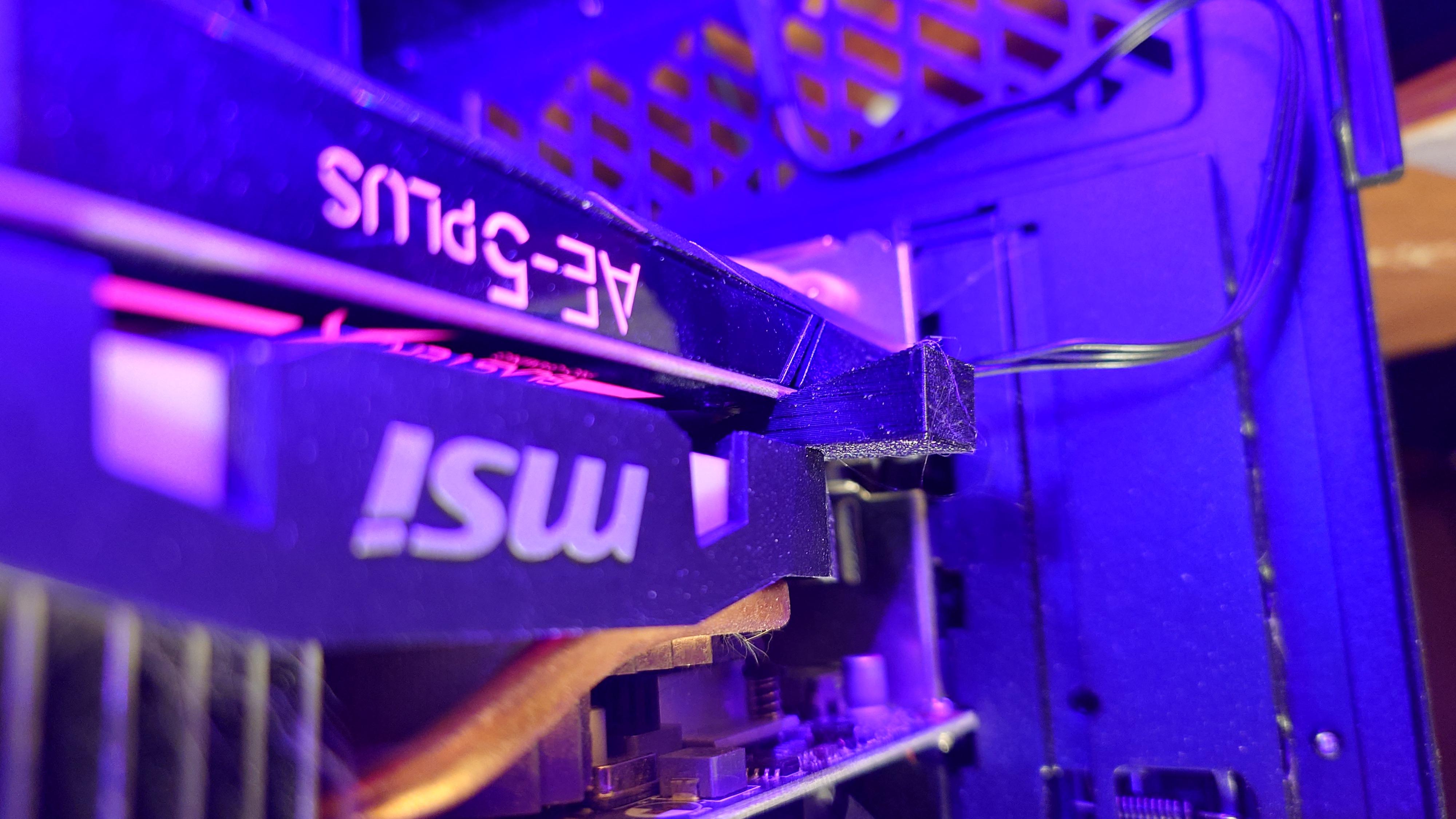 GPU Card Wedge
