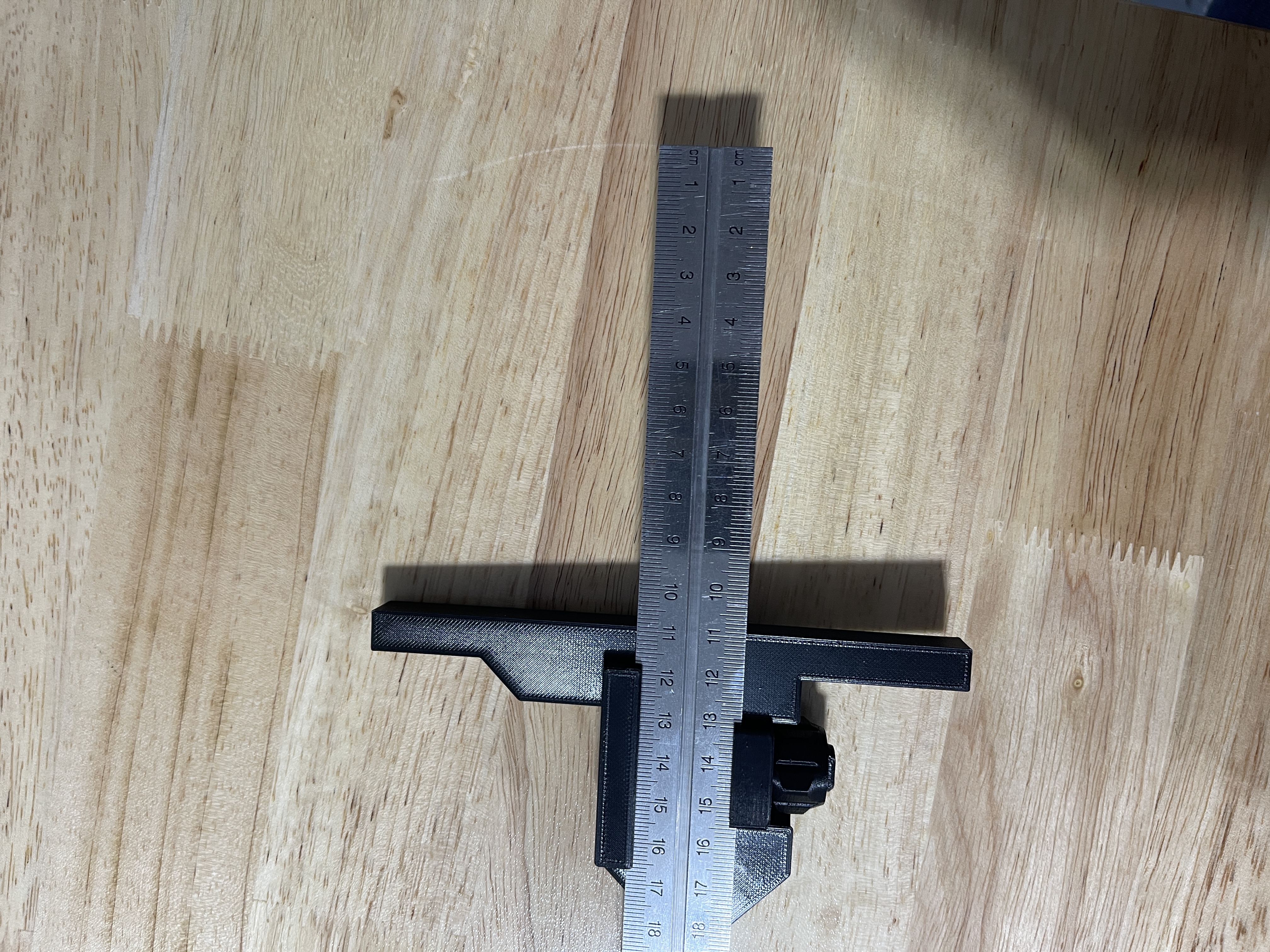 Adjustable Ruler Positioning Block with Fence 3D model thumbnail