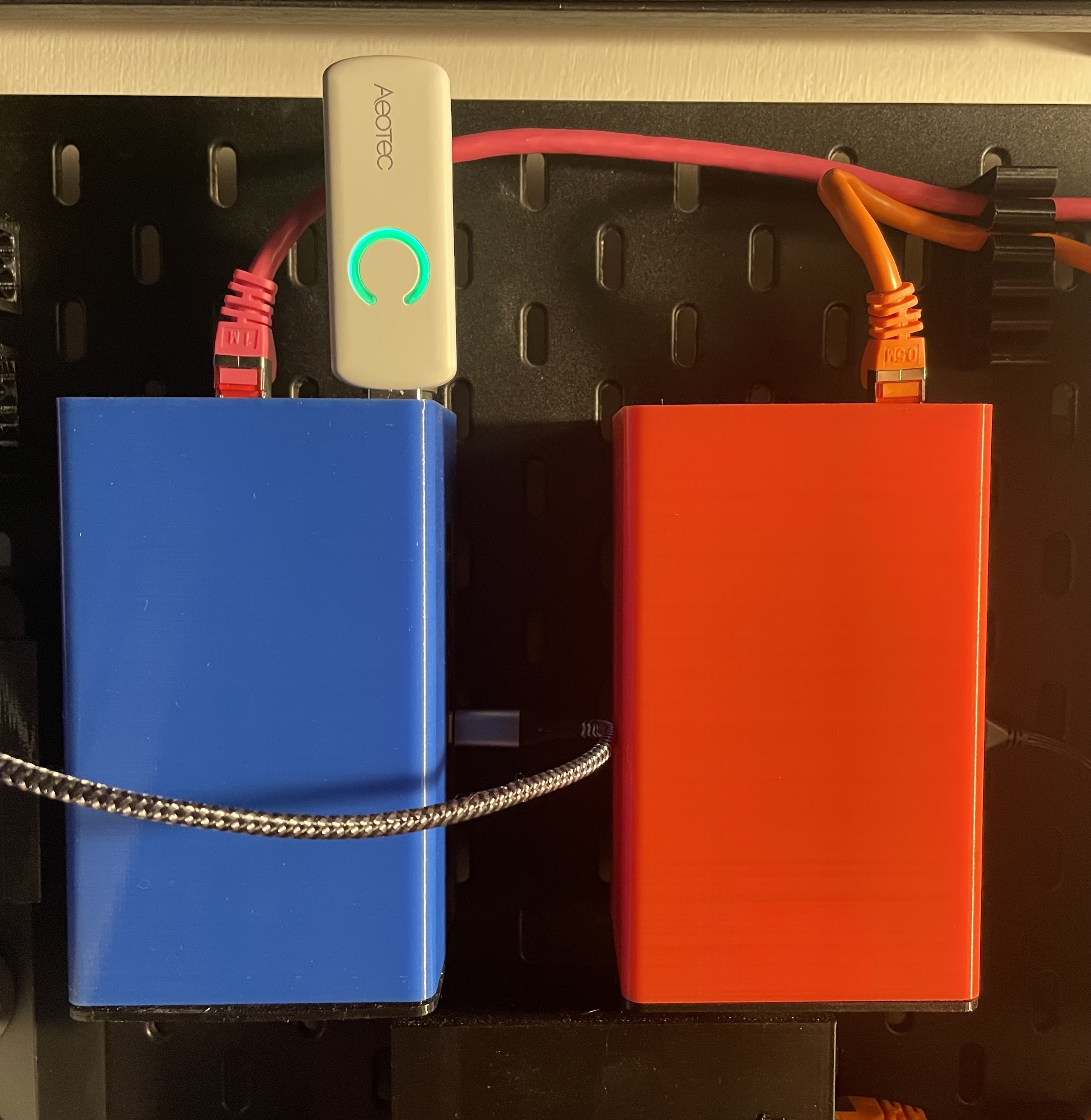 Raspberry Pi 3B/4B Case with Noctua NF-A4x20 5V Fan for ikea skadis