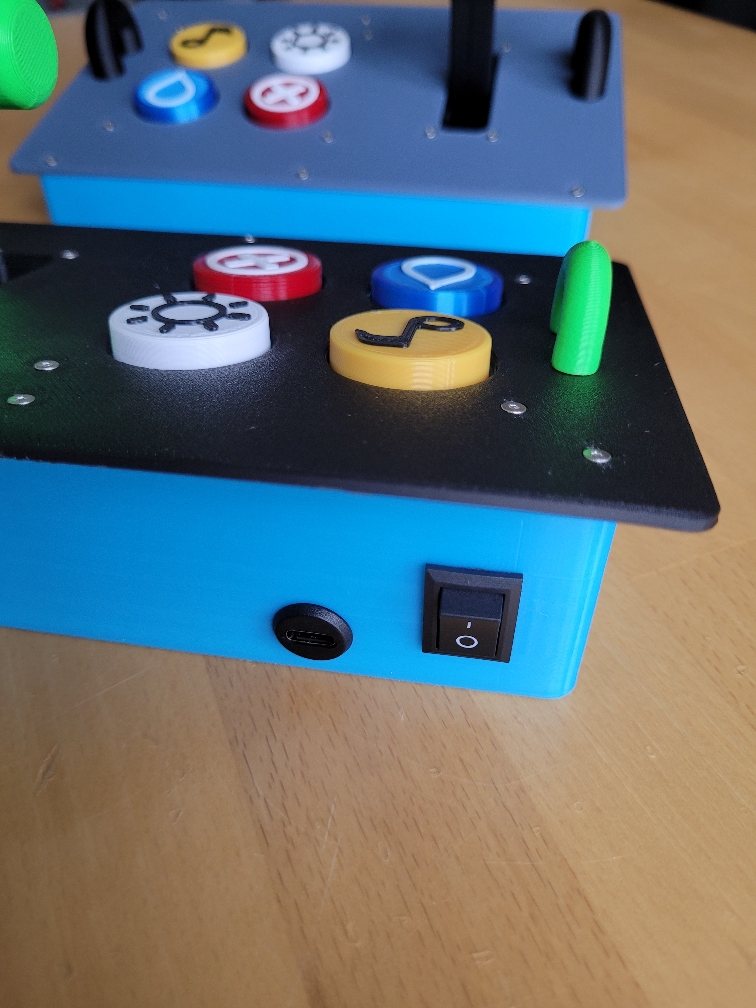 Modifications for "Remote compatible with Lego Duplo Train using ESP32" — miniatura 3