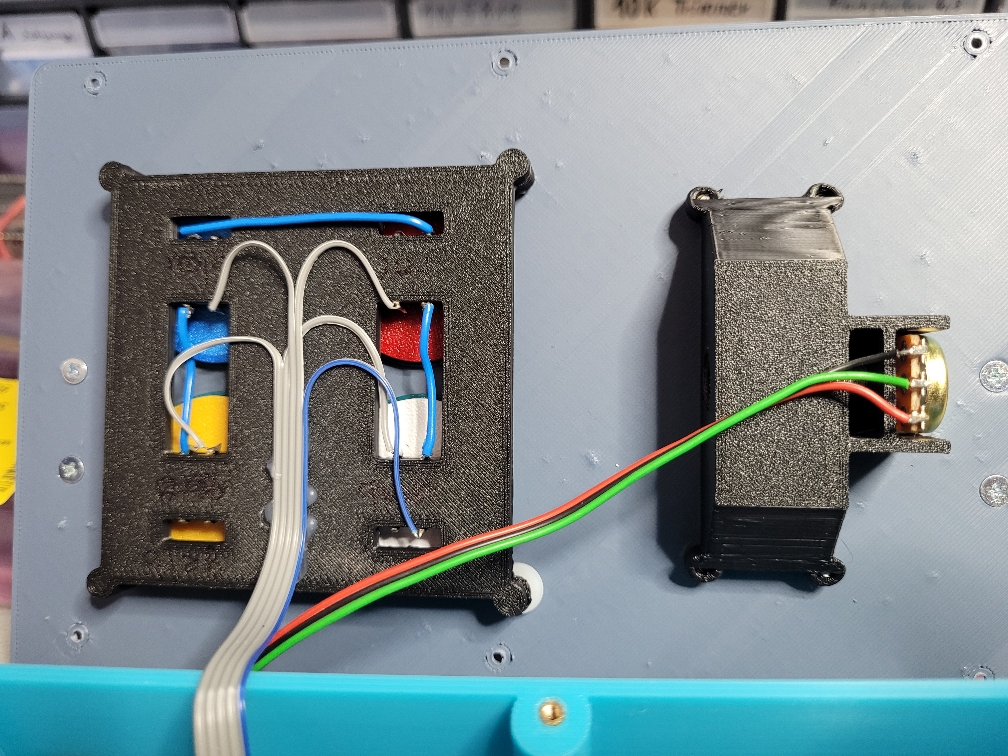 Modifications for "Remote compatible with Lego Duplo Train using ESP32" — miniatura 8