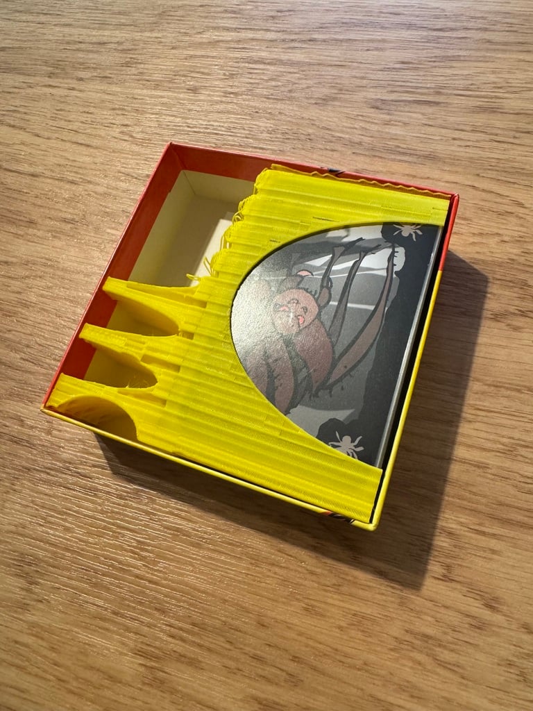 Cockroach Poker Sleeved Insert