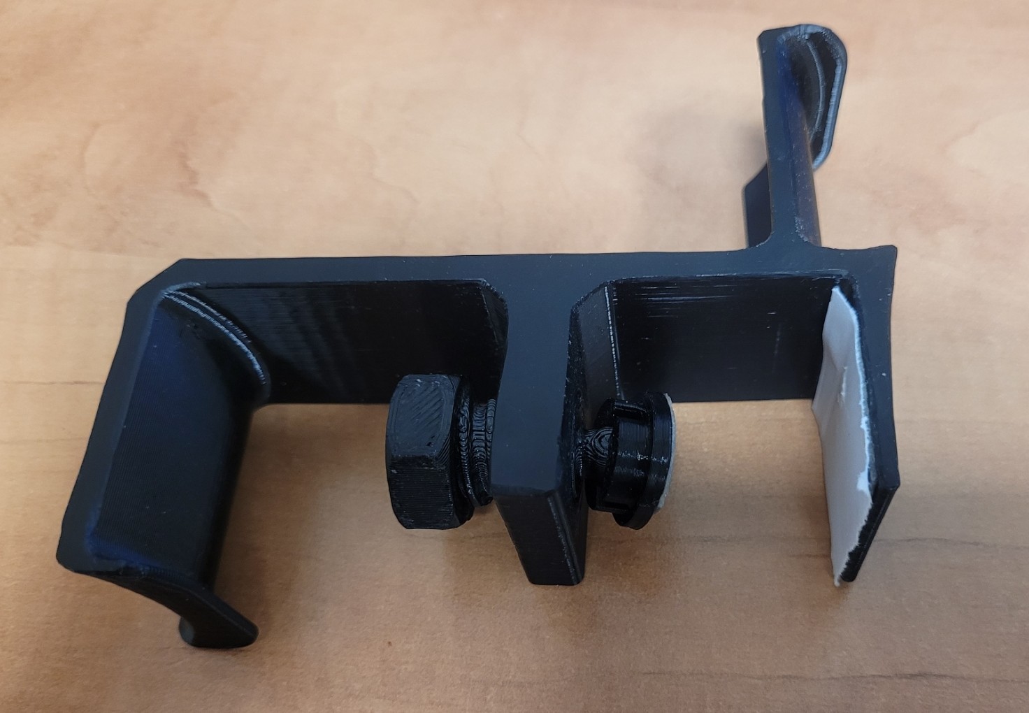 Double headphone holder