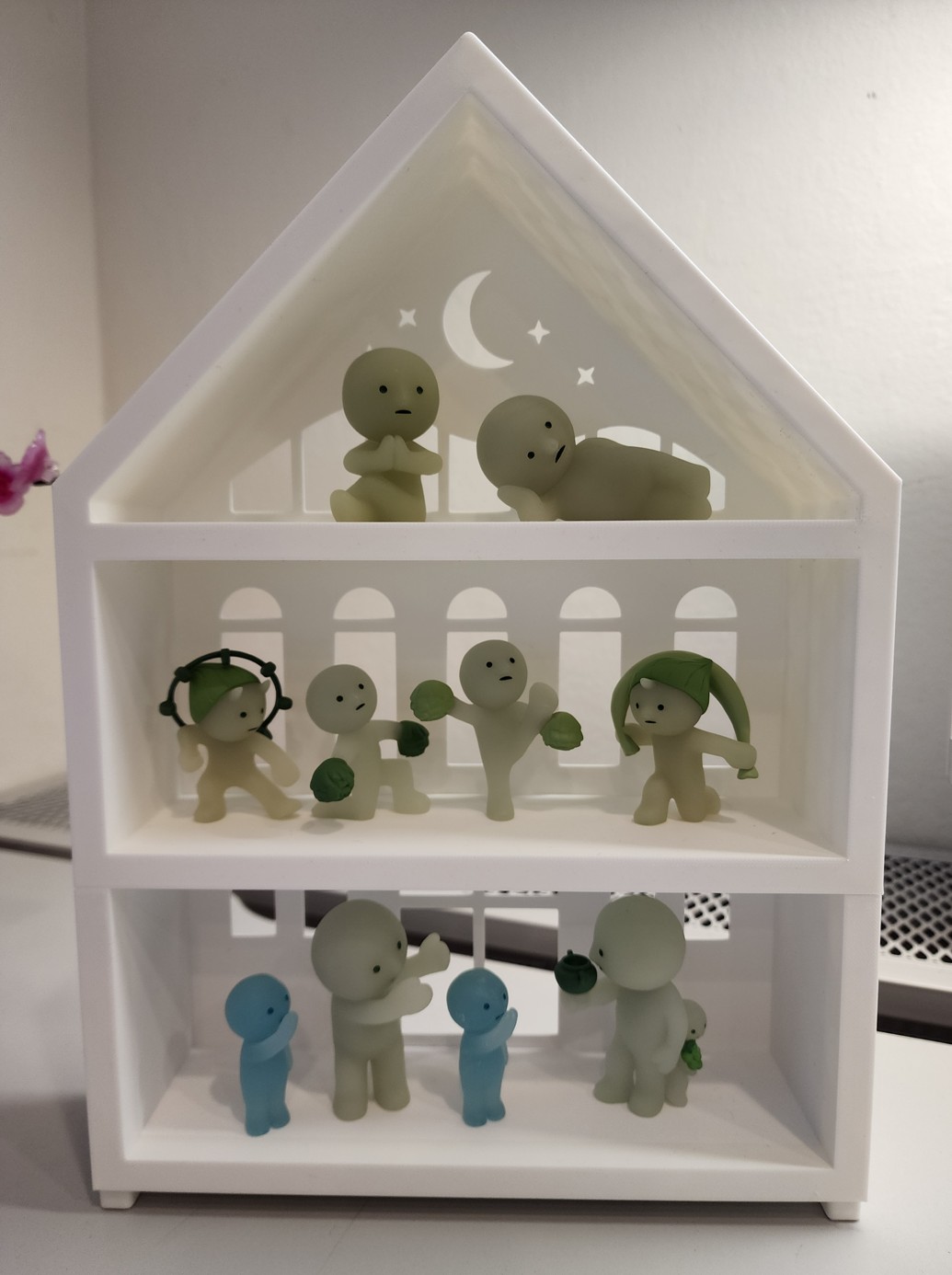 Miniatura 3 do modelo 3D Modular Mini Figure Display Shelf