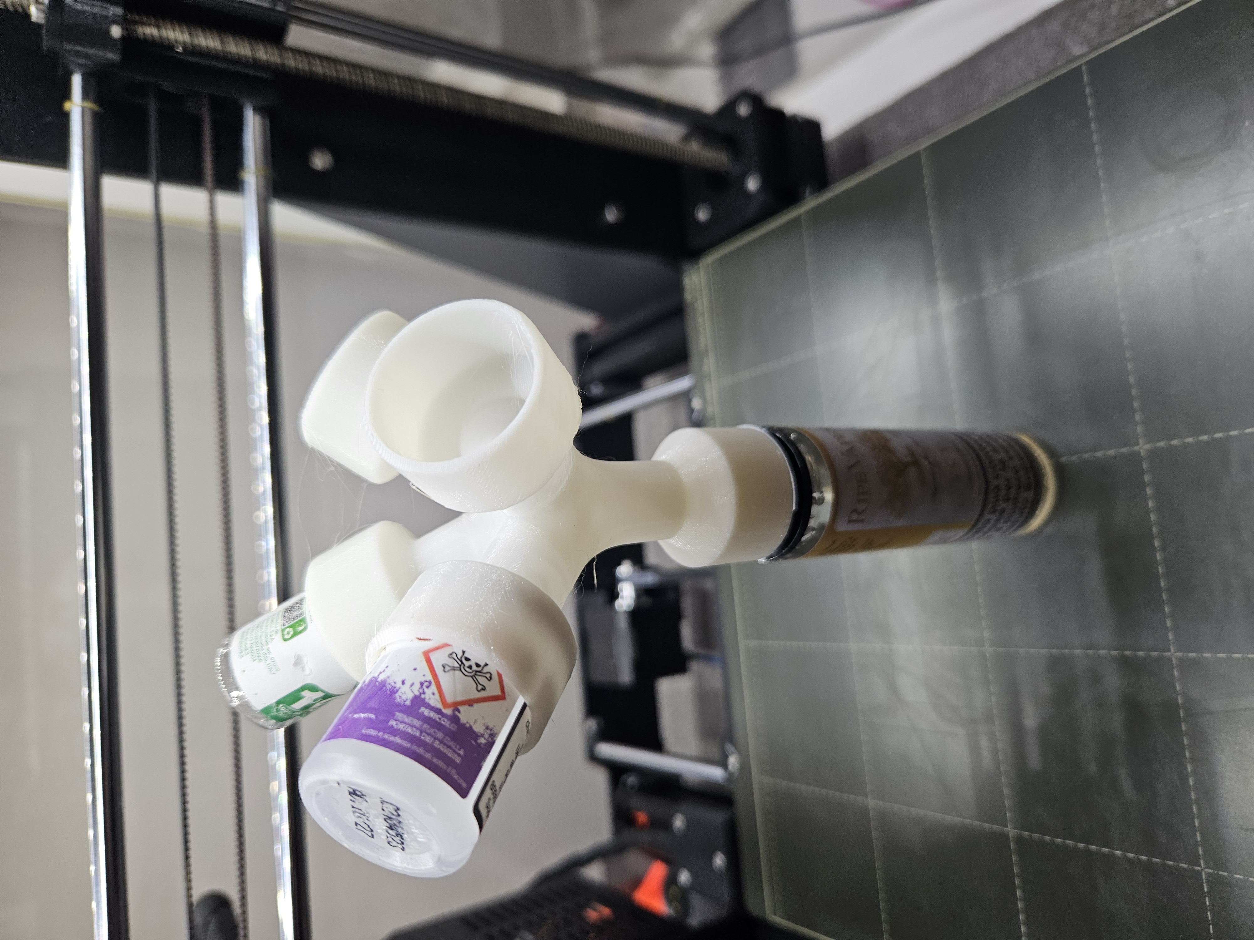 Smart Funnel for preparing vape liquid, up to 4 bottles at the same time