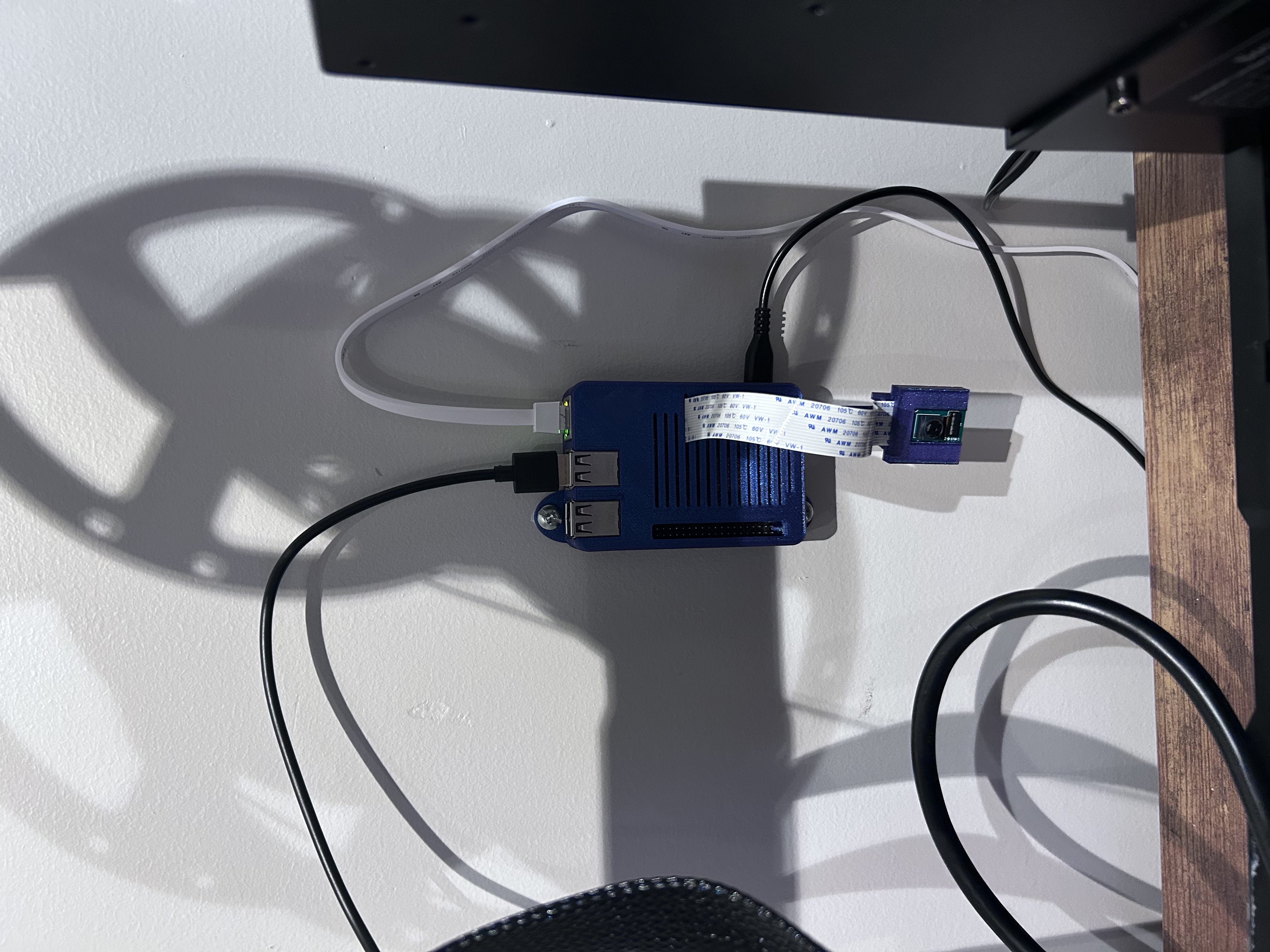 Raspberry Pi 3 Malolo Case Wall Mount and Pi Camera on Ball Joint