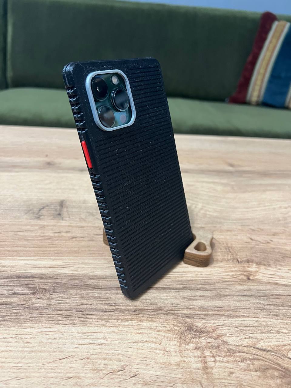 Miniatura 3 do modelo 3D Rugged Iphone Case (13 Pro Max)