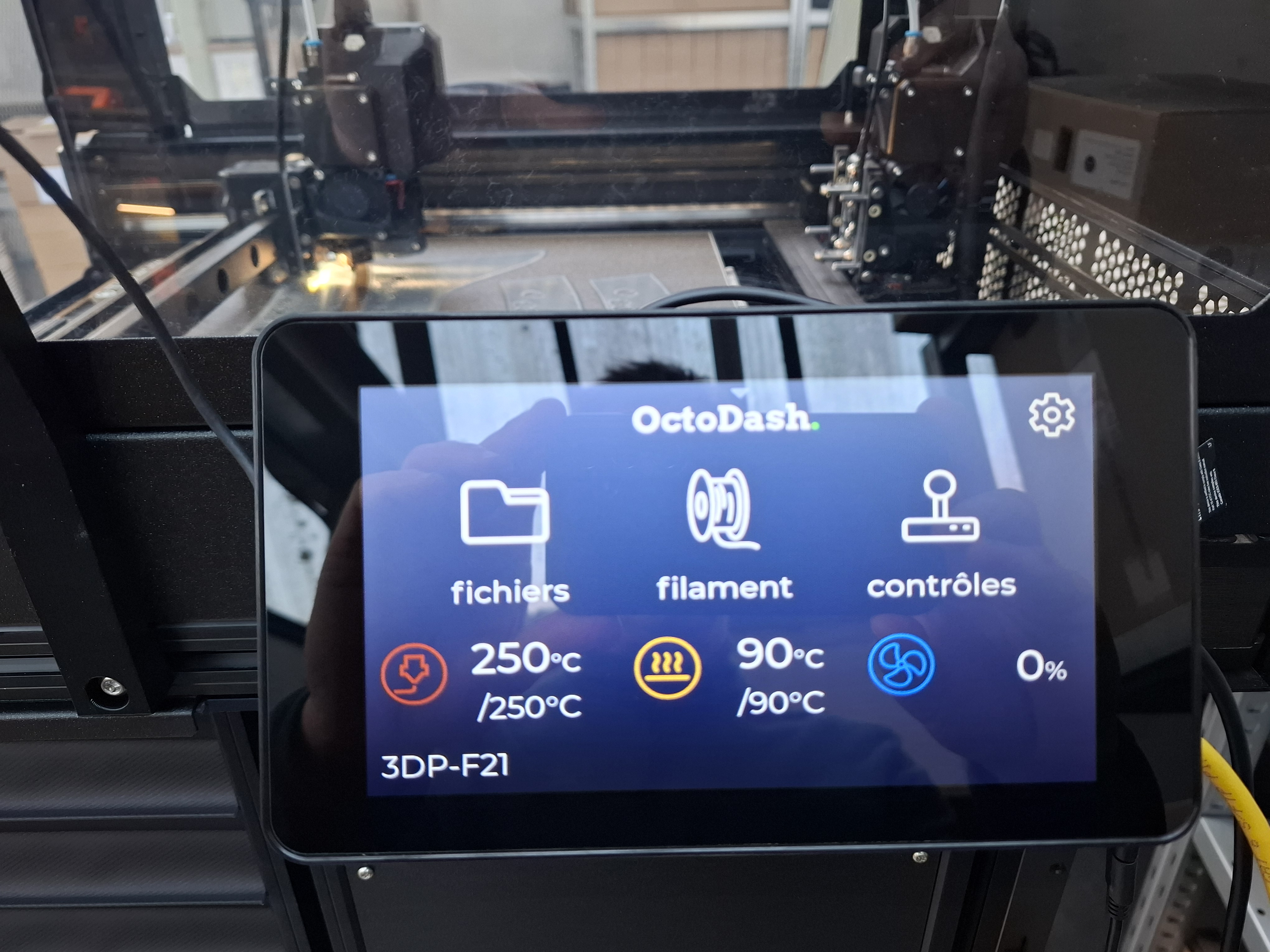 Mount for the official 7" Raspberry Pi Touchscreen Case on a Prusa XL. Compatible with the PI3 and PI4 case.
