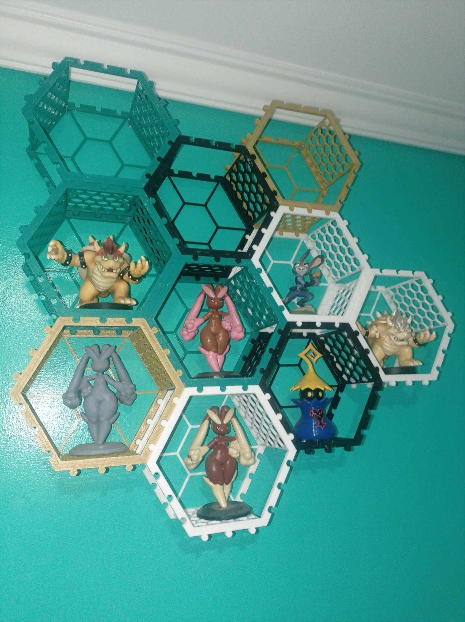 Hexagonal Shelves, Modular