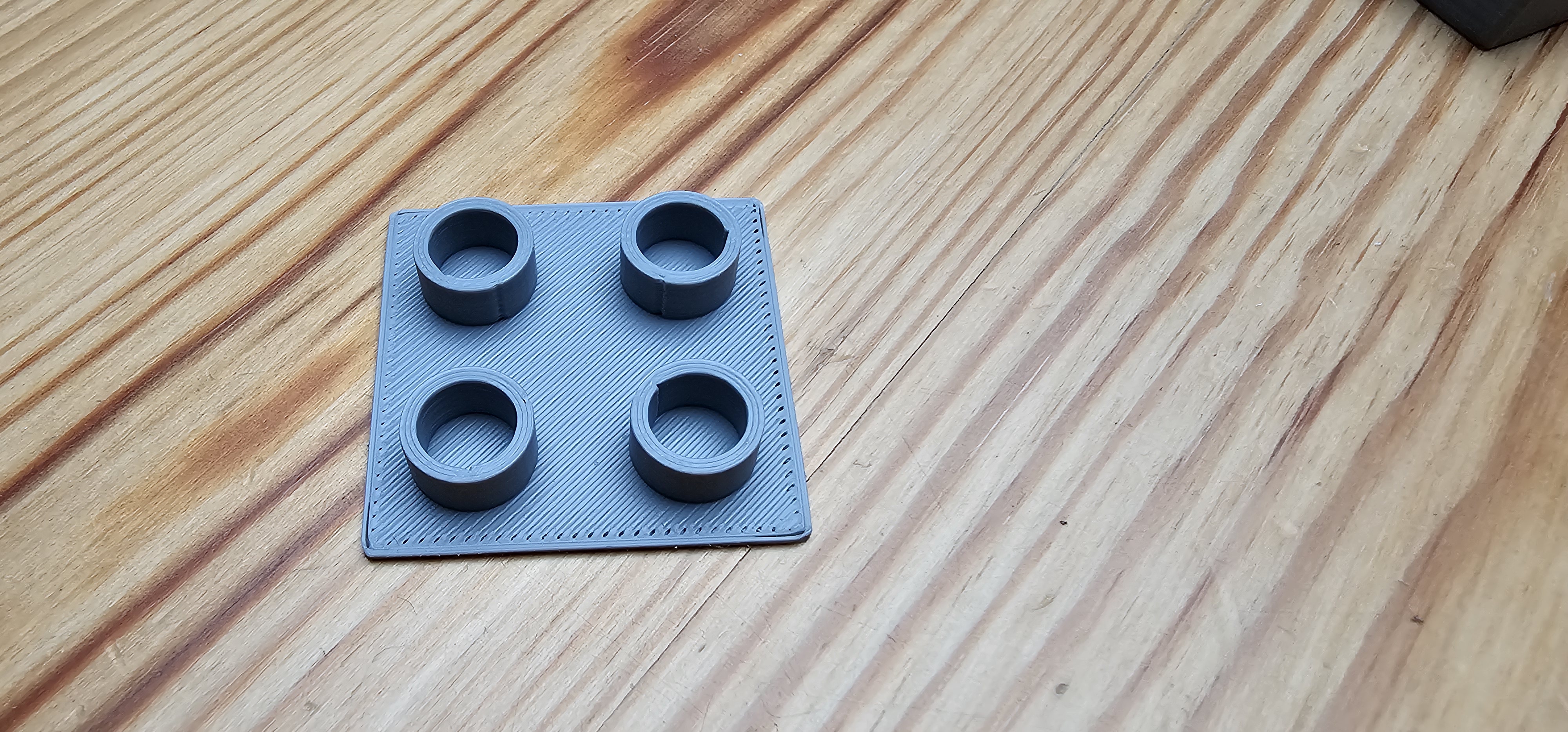 Lego Duplo kompatible Steinverschlussplatte 2 x 2 / Lego Duplo Compatible Brick Bottom 2 x 2