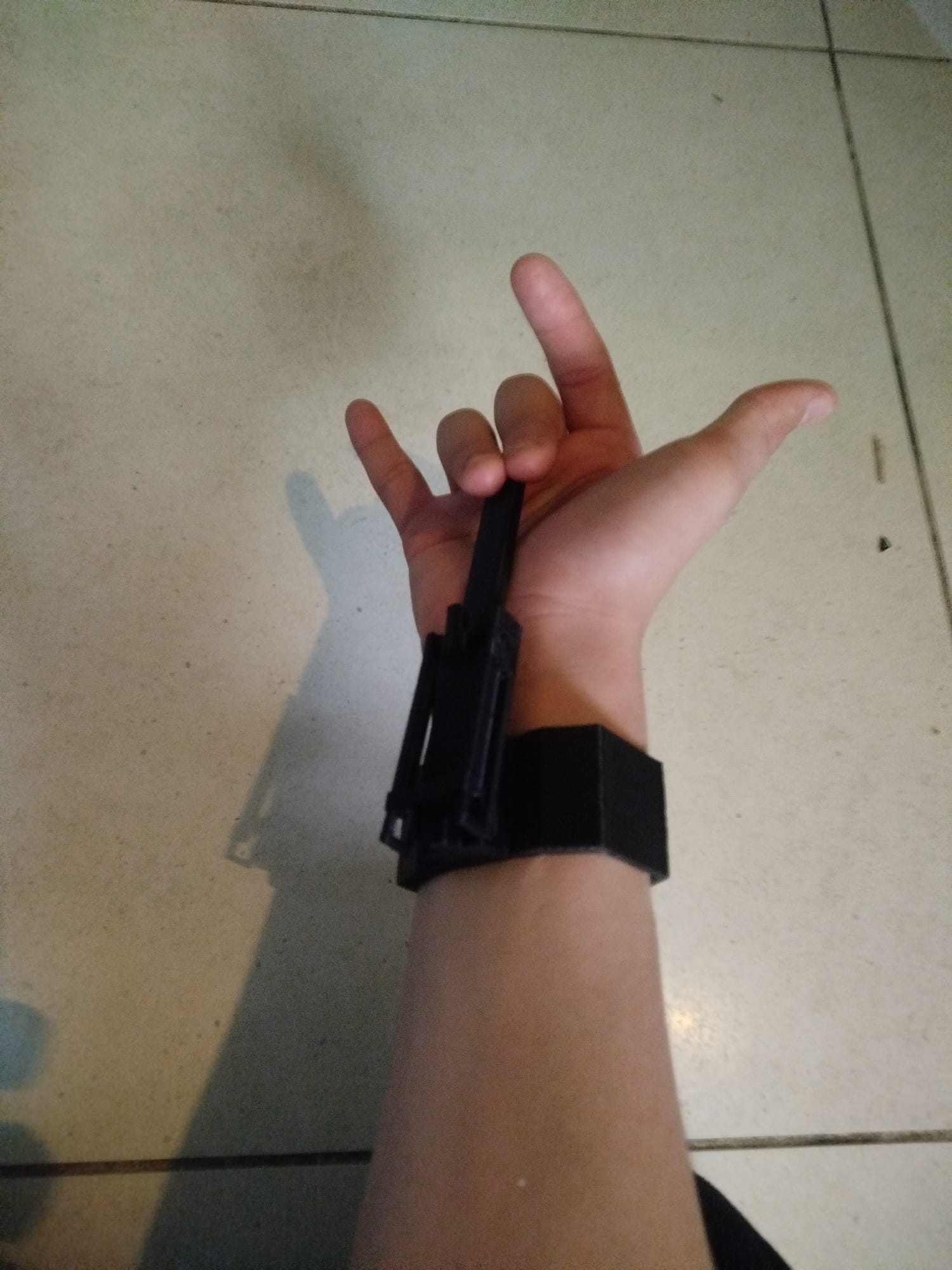 Compact Rubberband Spiderman Shooter (Web Shooter Style)